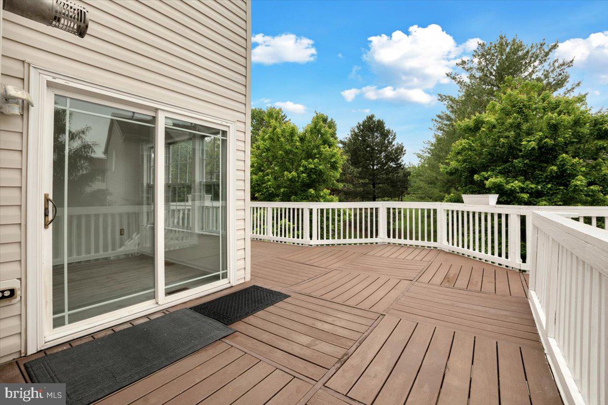 ASHBURN VILLAGE - Residential Lease