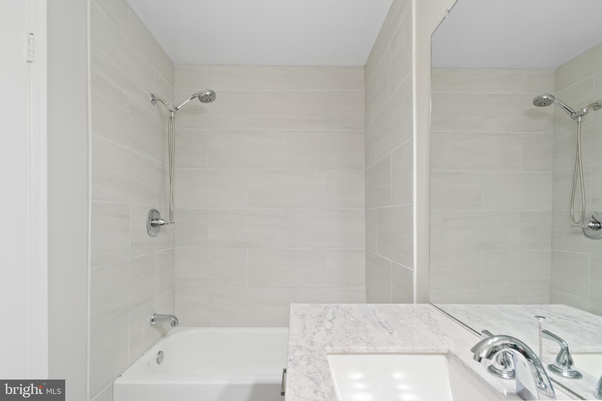 QUAIL CREEK - Residential