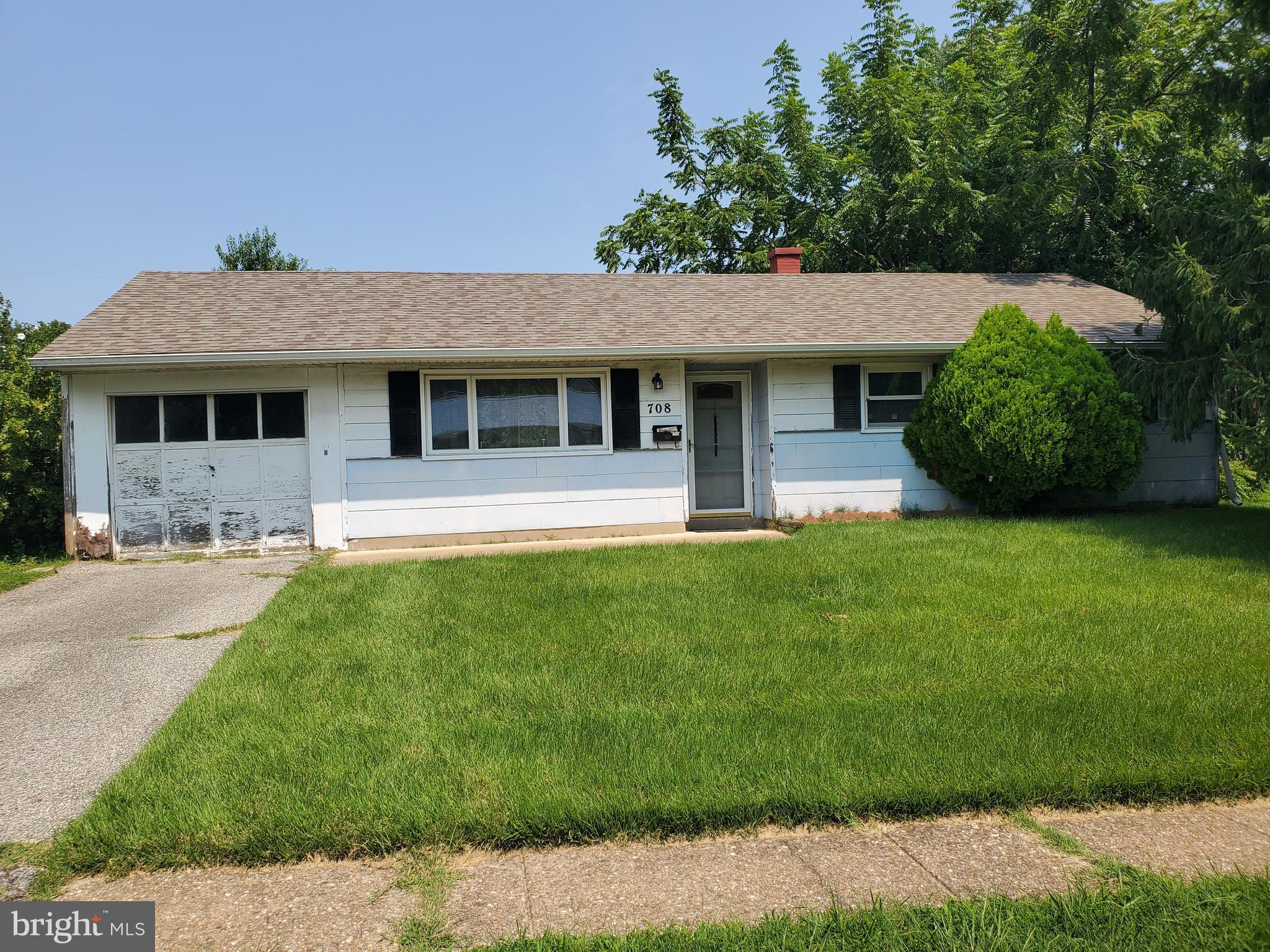 708 DONALD DRIVE