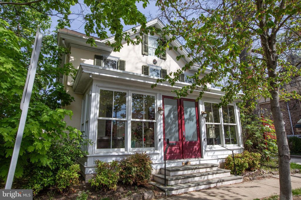 Photo of 69 E Oakland Avenue, DOYLESTOWN, PA 18901 (MLS # PABU2095308)