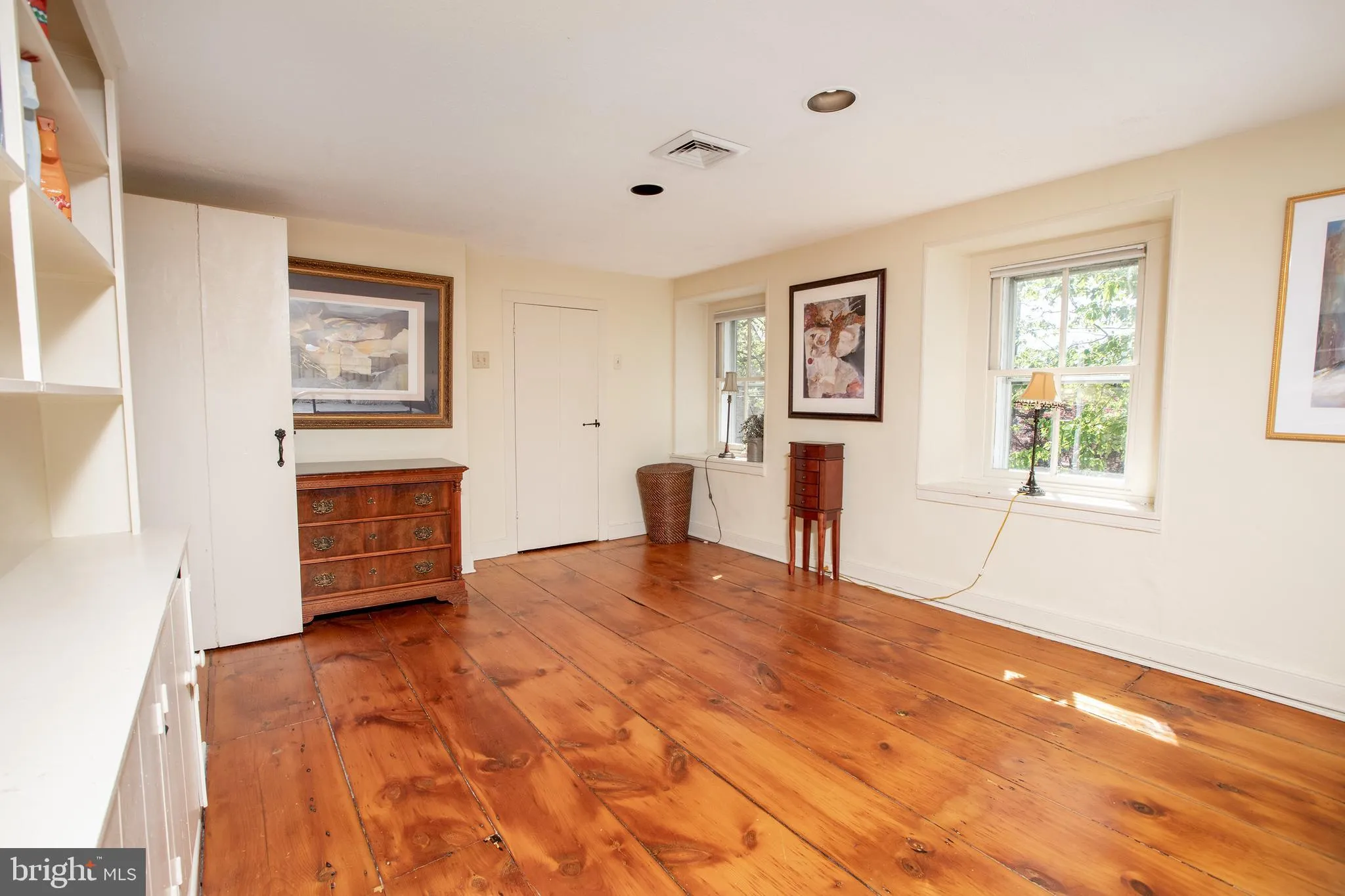 Doylestown, Pennsylvania 18901, United States, 2 Bedrooms Bedrooms, ,2 BathroomsBathrooms,Residential,Active,124522