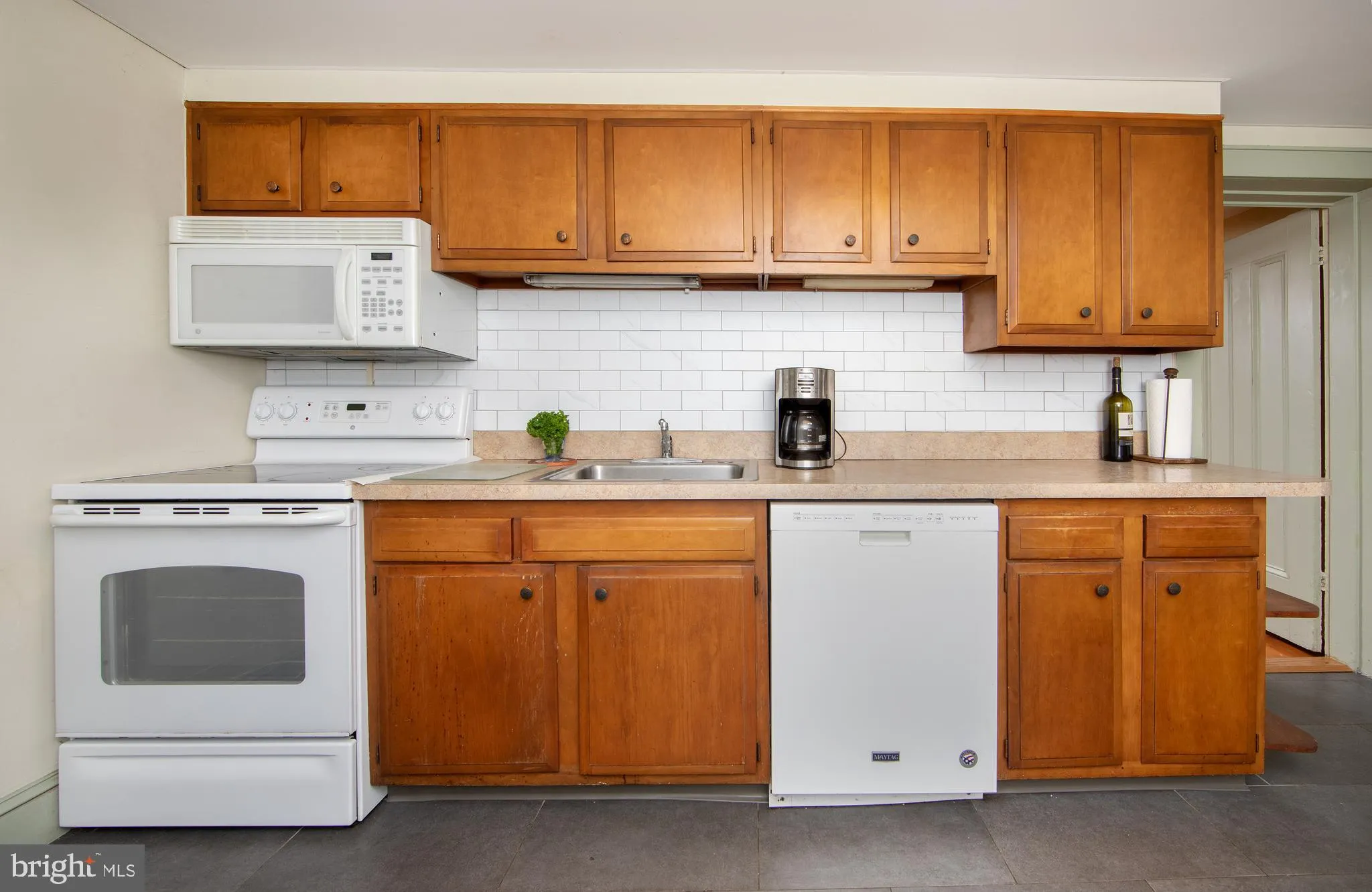 Doylestown, Pennsylvania 18901, United States, 2 Bedrooms Bedrooms, ,2 BathroomsBathrooms,Residential,Active,124522