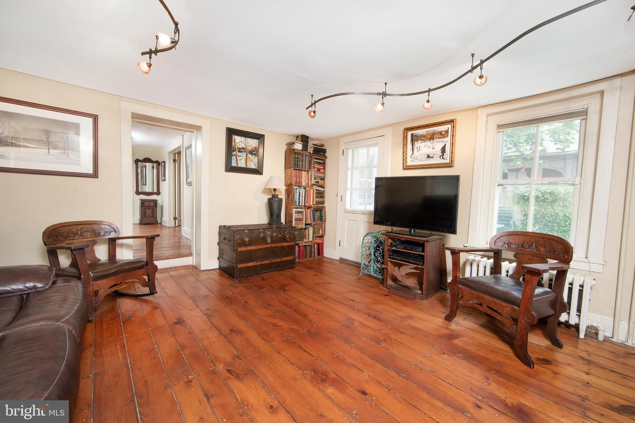 Doylestown, Pennsylvania 18901, United States, 2 Bedrooms Bedrooms, ,2 BathroomsBathrooms,Residential,Active,124522