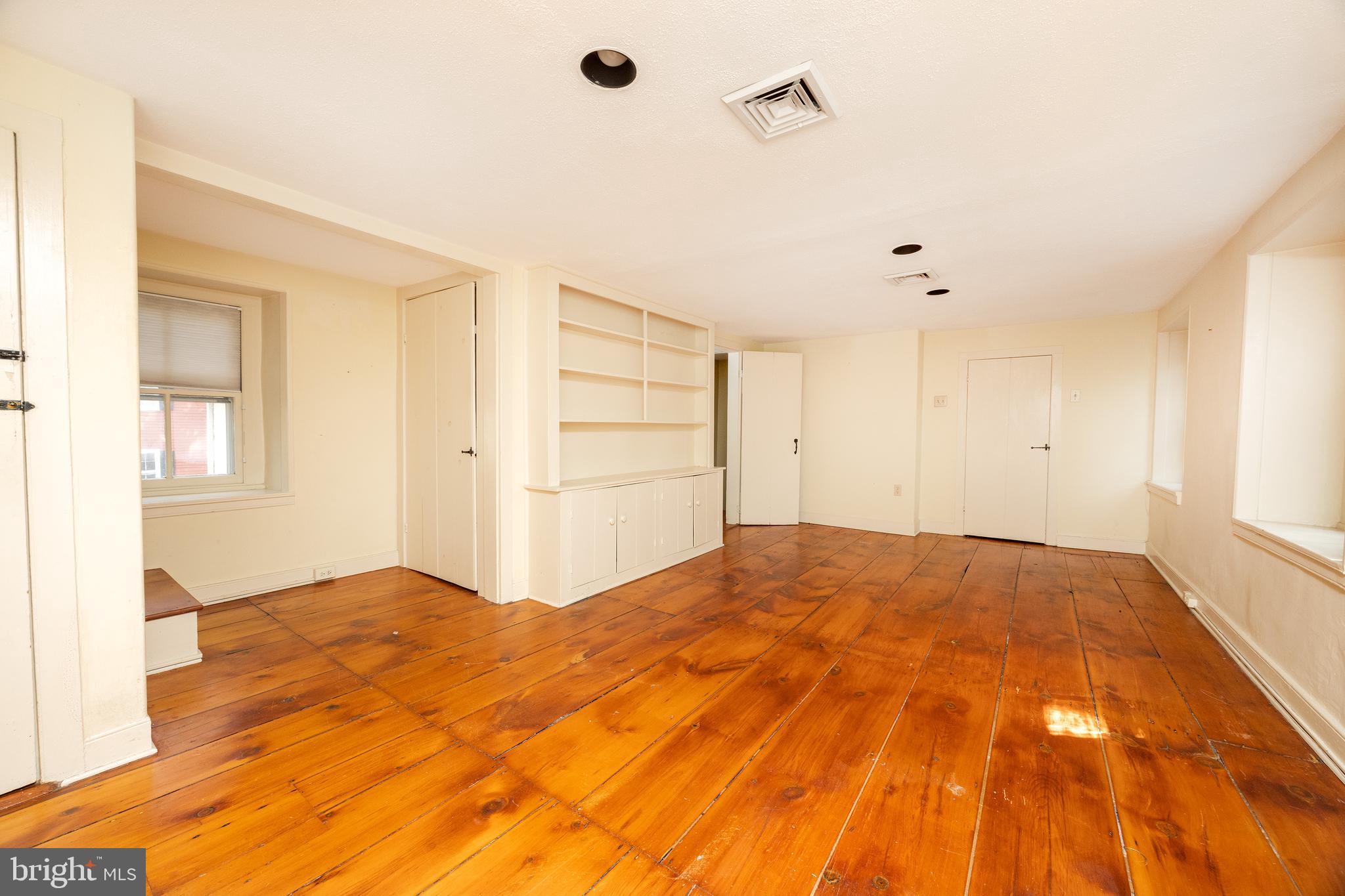 DOYLESTOWN BORO - Residential