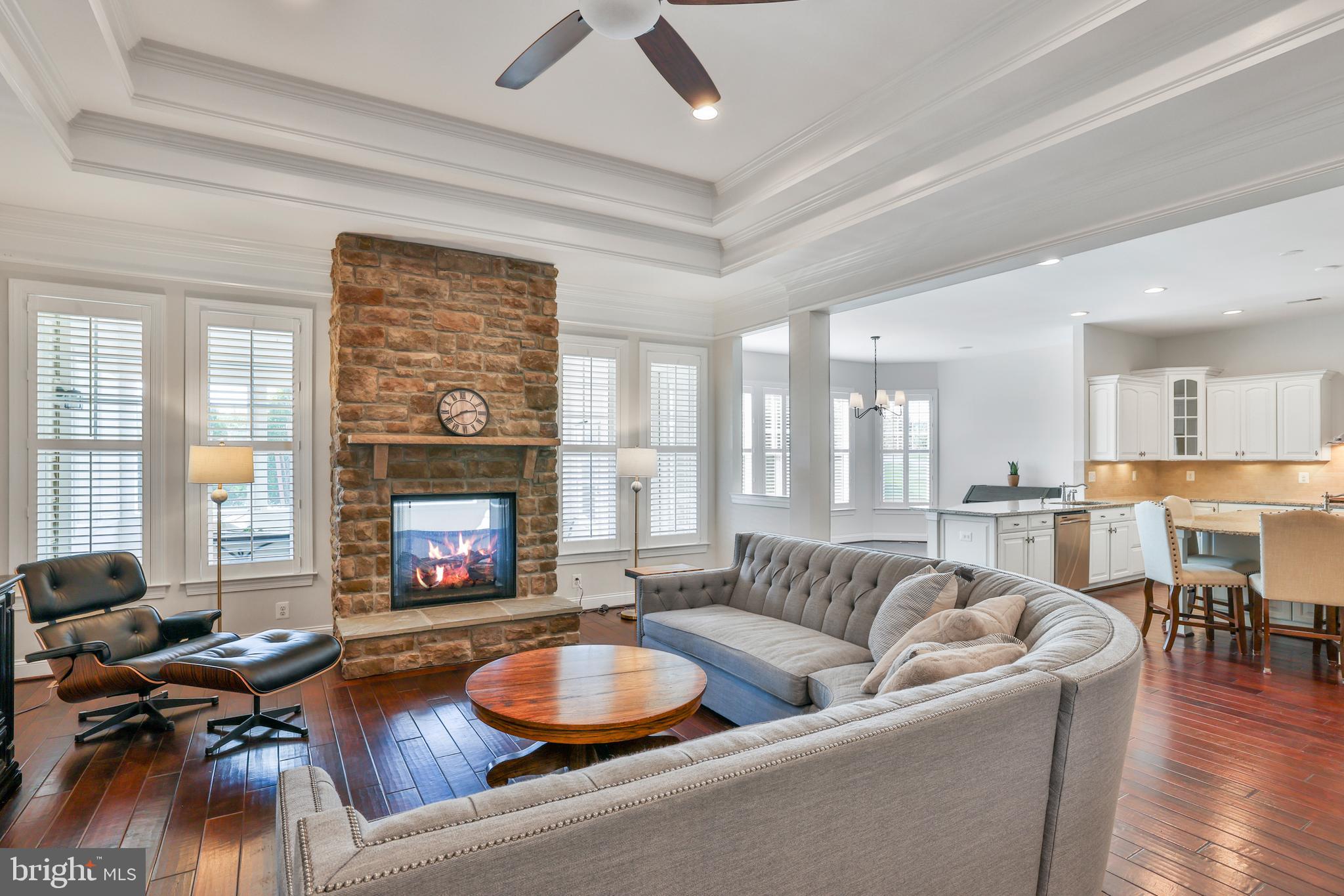 RASPBERRY FALLS - Residential