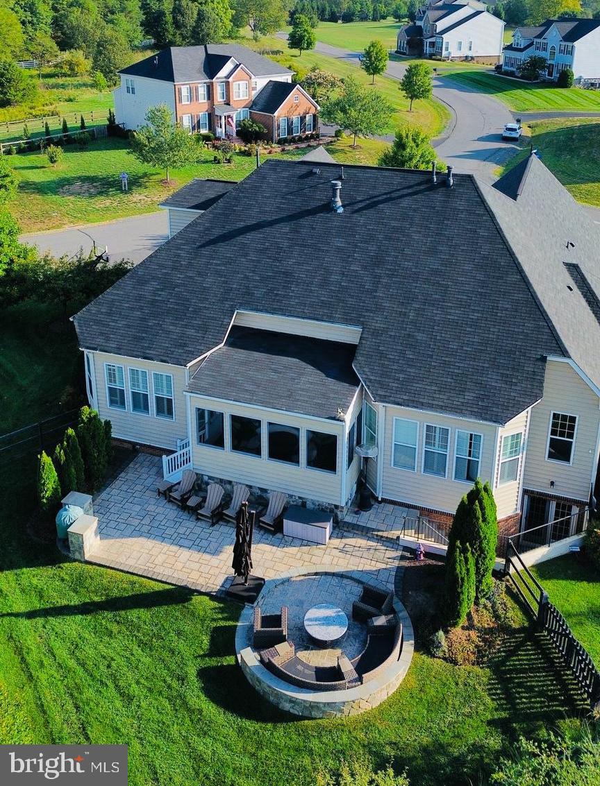 RASPBERRY FALLS - Residential