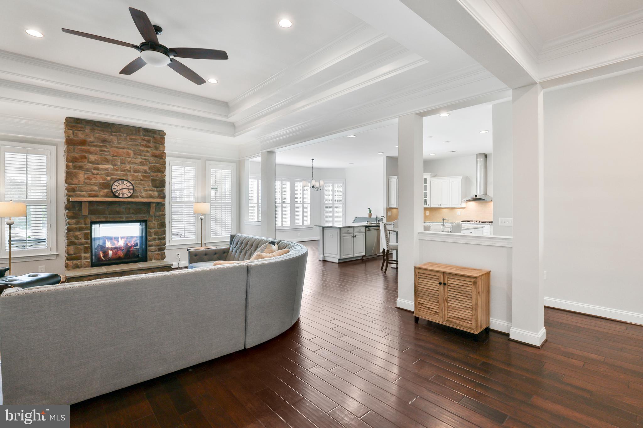 RASPBERRY FALLS - Residential