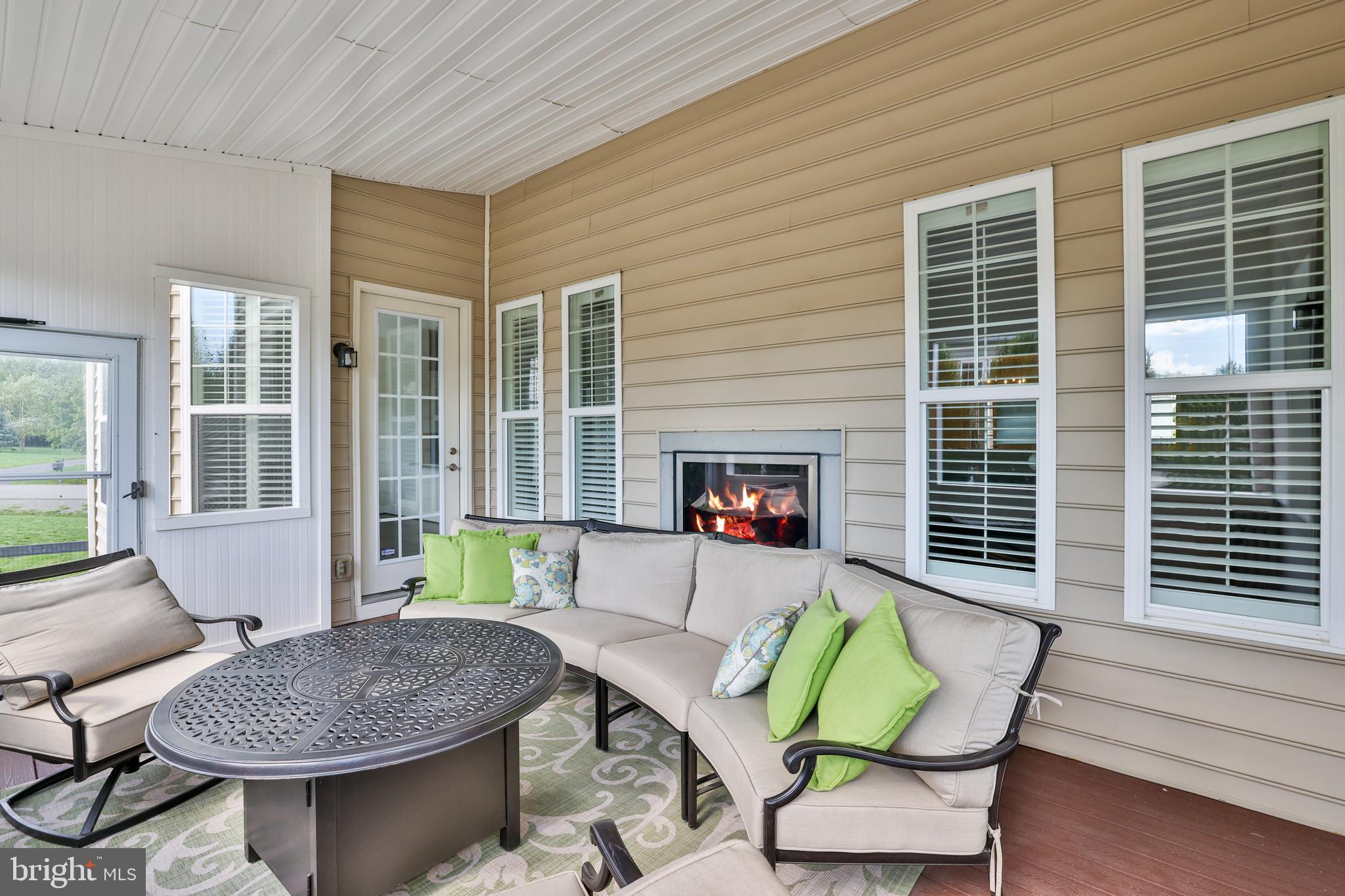 RASPBERRY FALLS - Residential