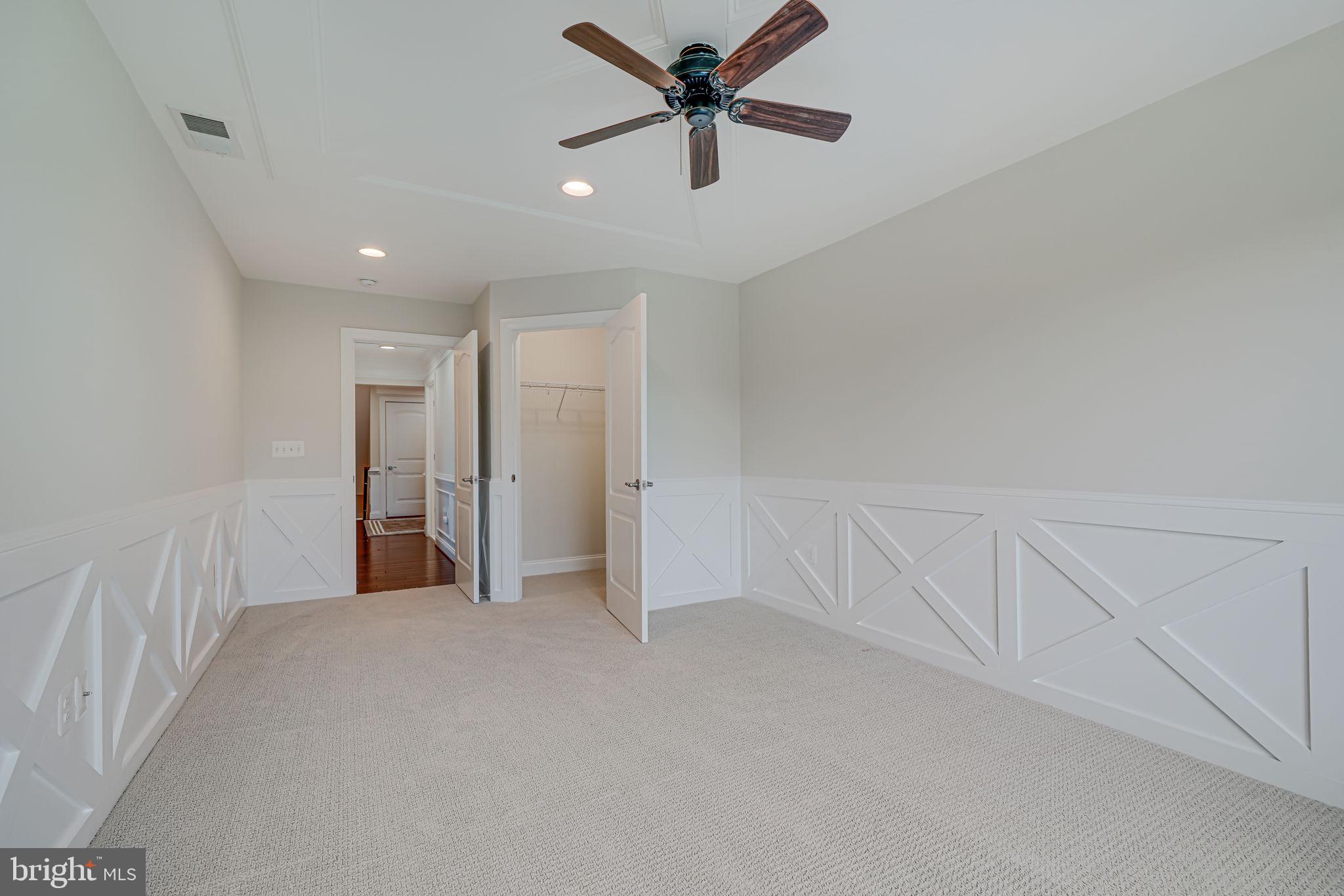 RASPBERRY FALLS - Residential