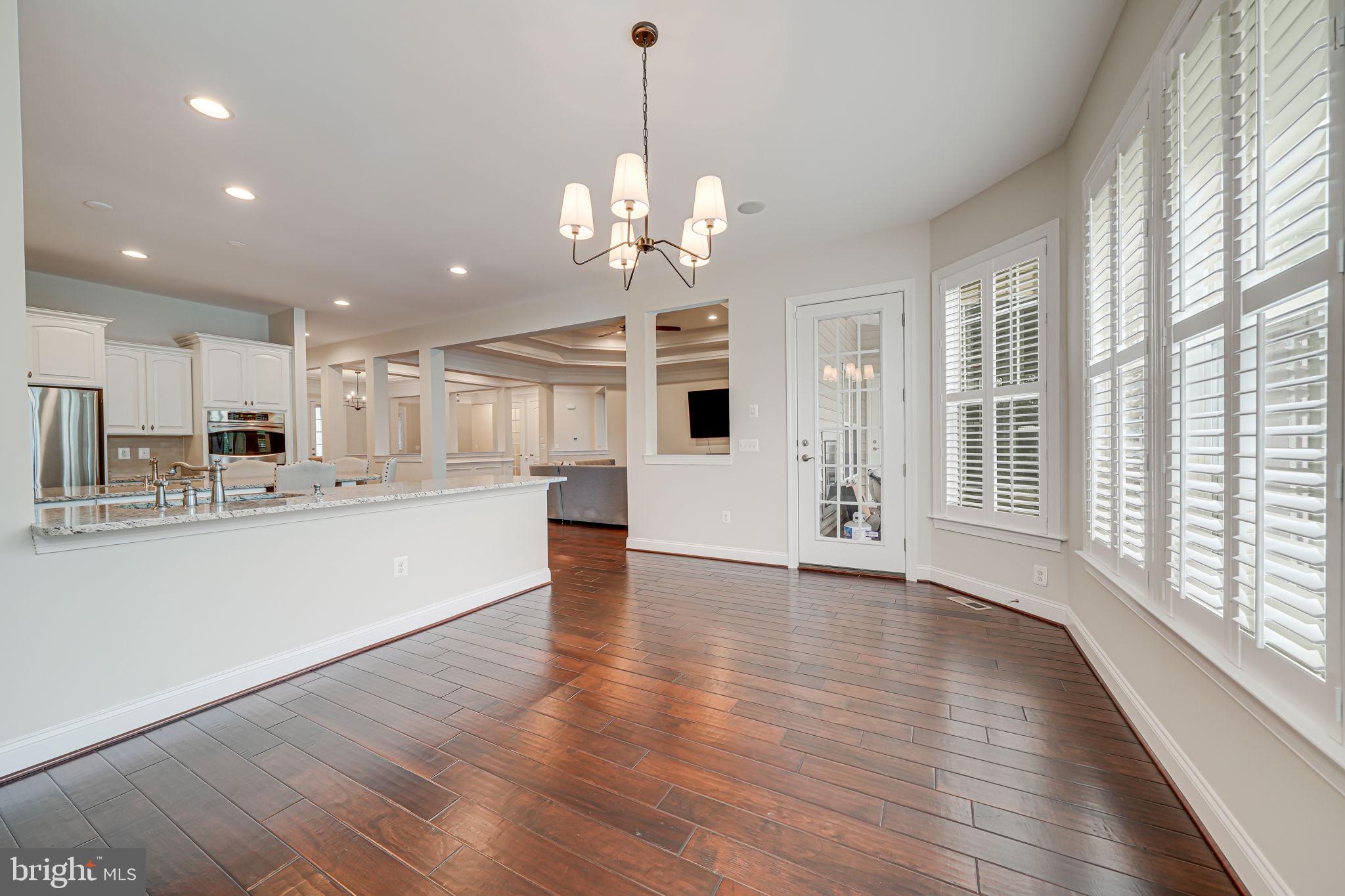 RASPBERRY FALLS - Residential