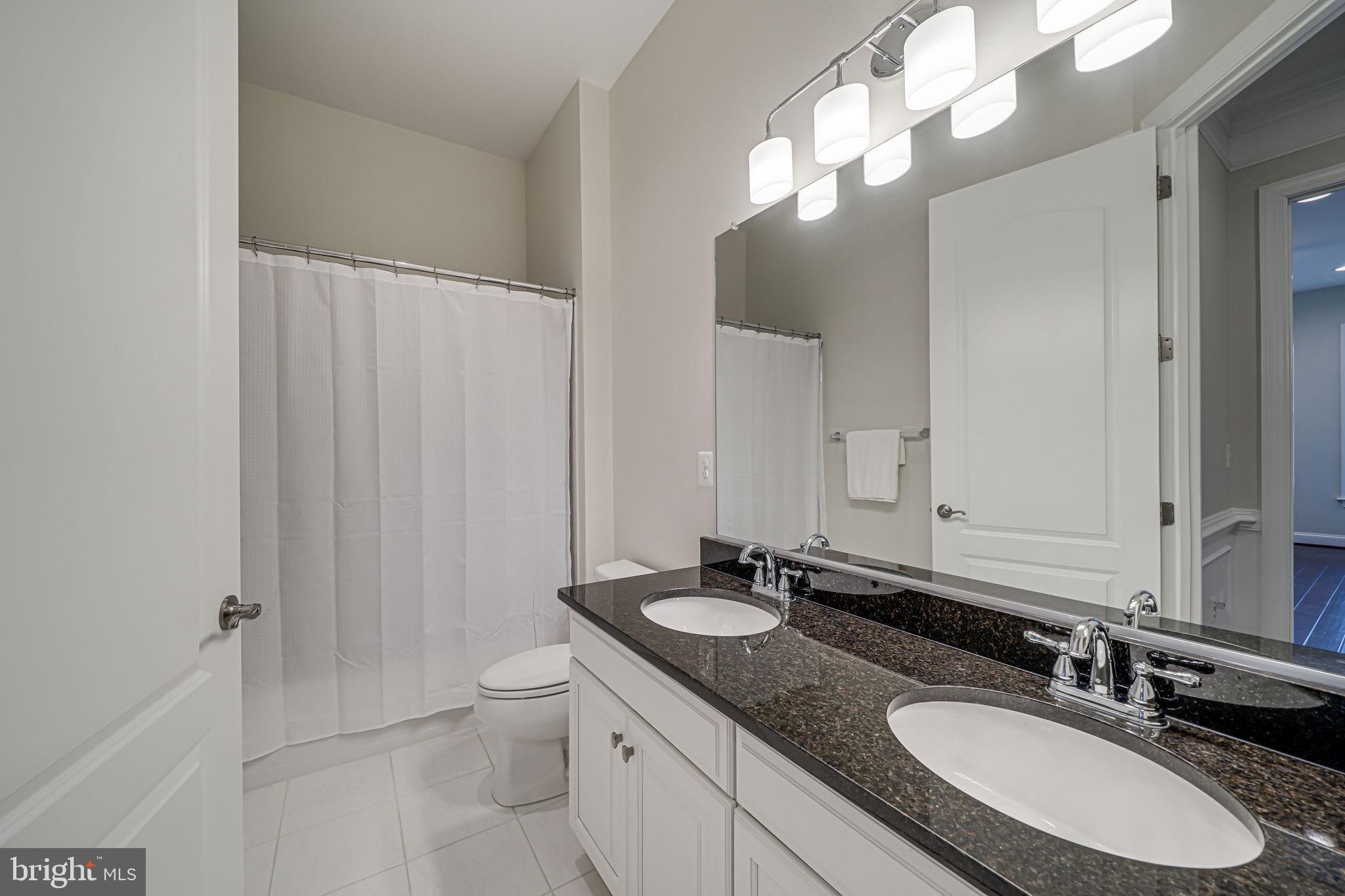 RASPBERRY FALLS - Residential