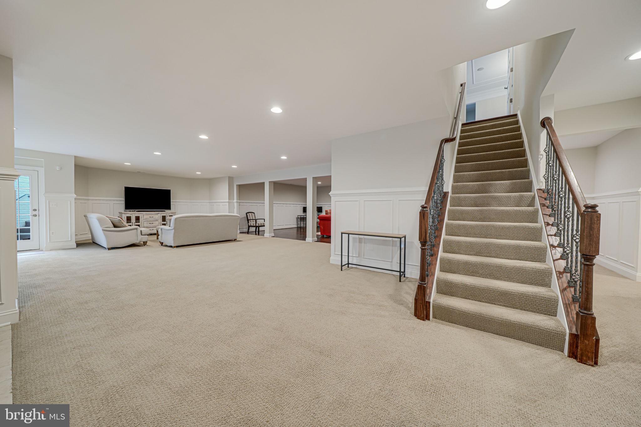 RASPBERRY FALLS - Residential