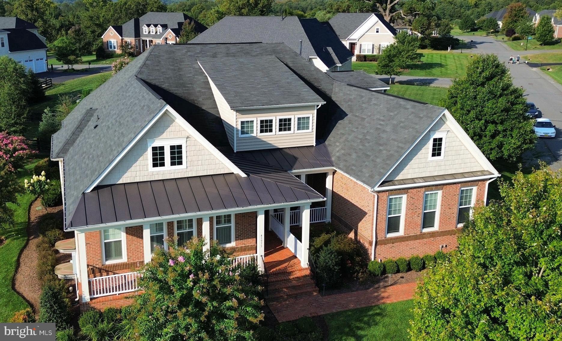 RASPBERRY FALLS - Residential