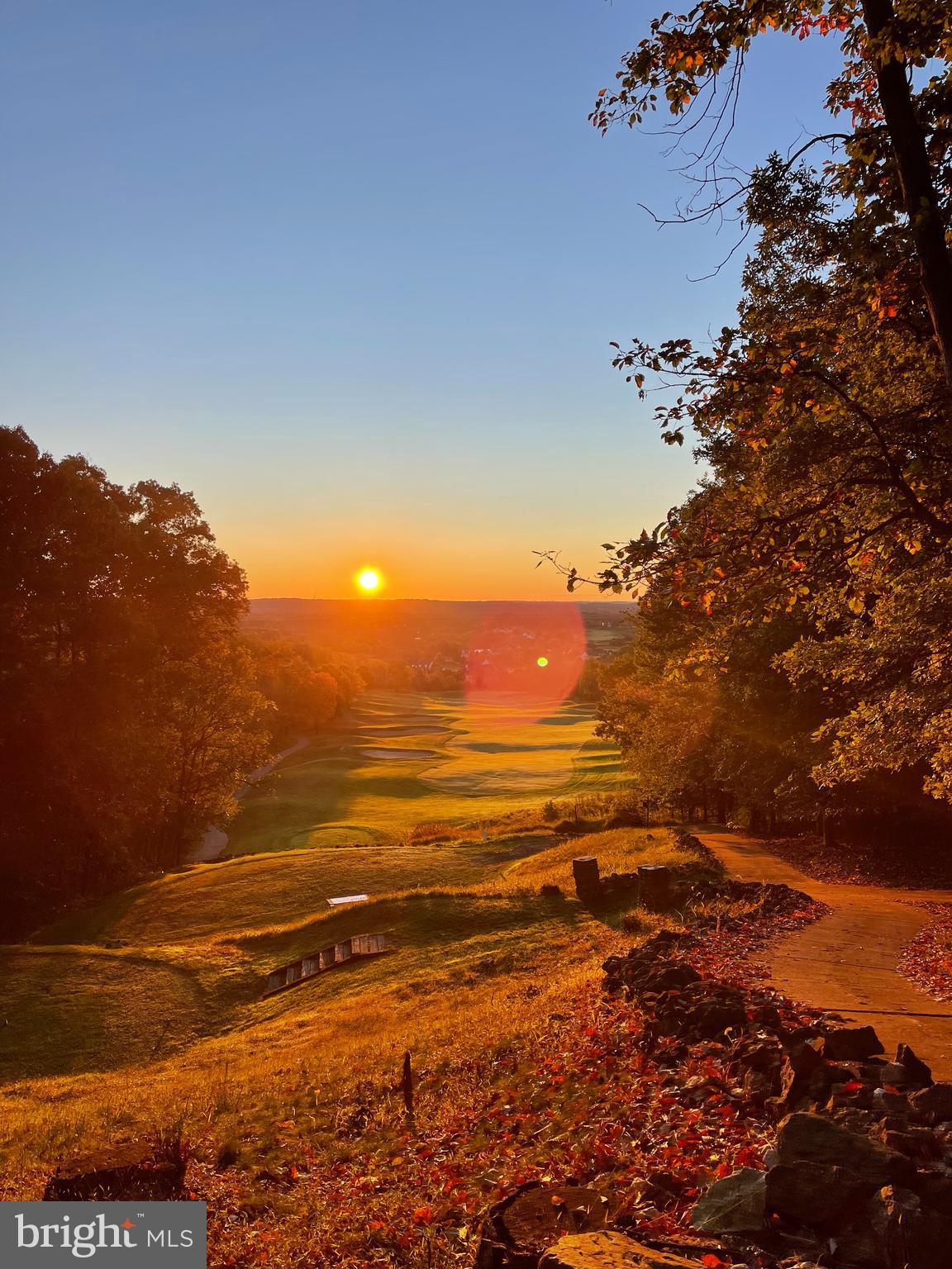 RASPBERRY FALLS - Residential