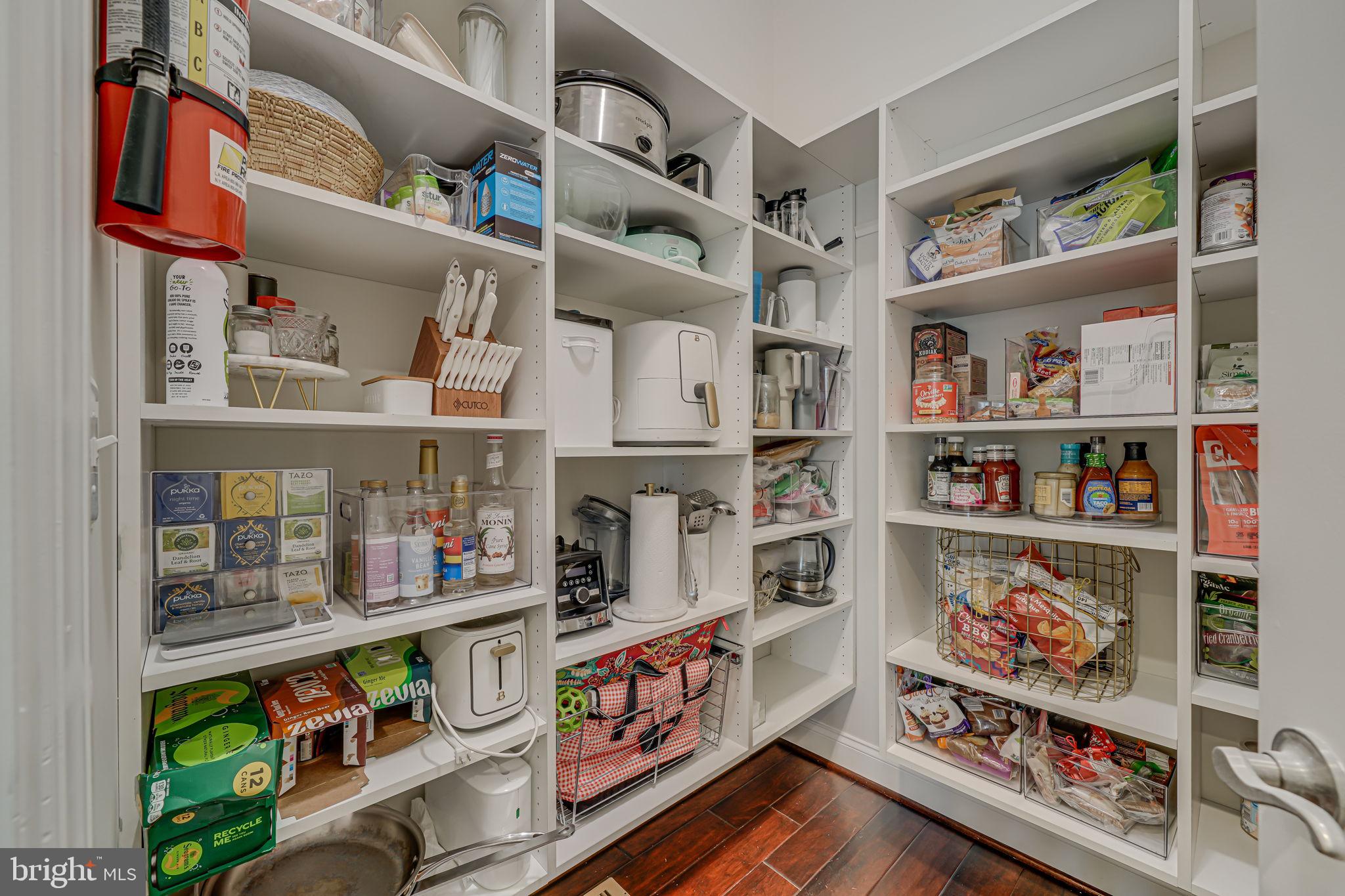 RASPBERRY FALLS - Residential