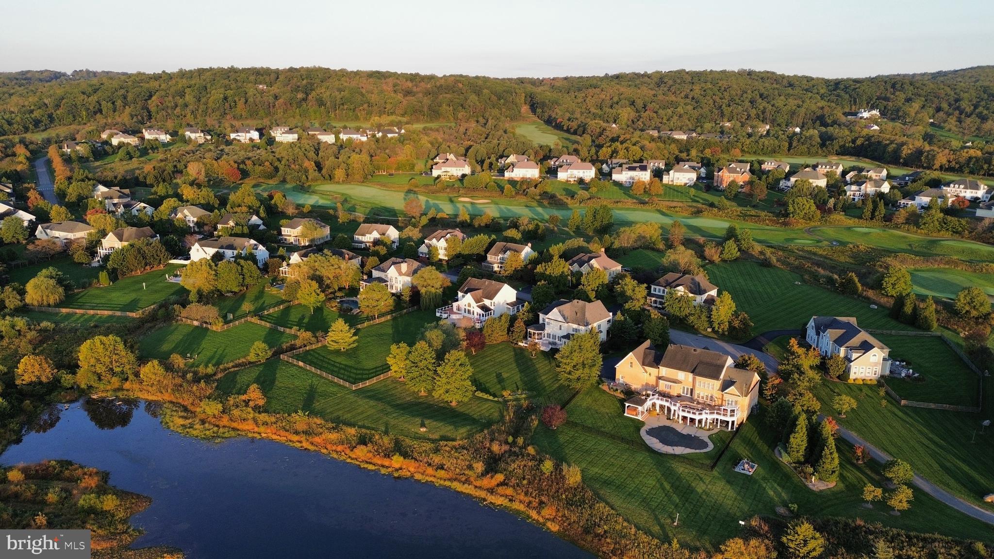 RASPBERRY FALLS - Residential