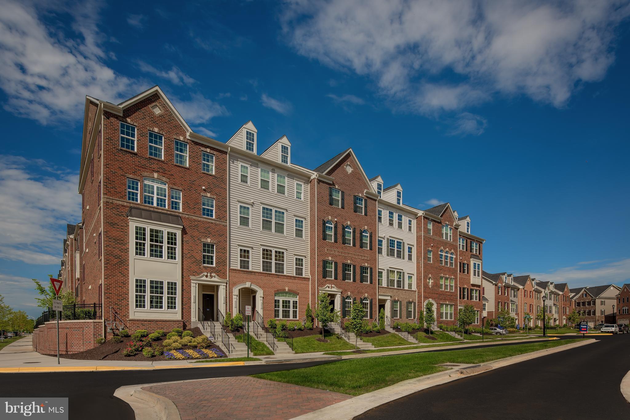 LARGO CRESCENT - Residential