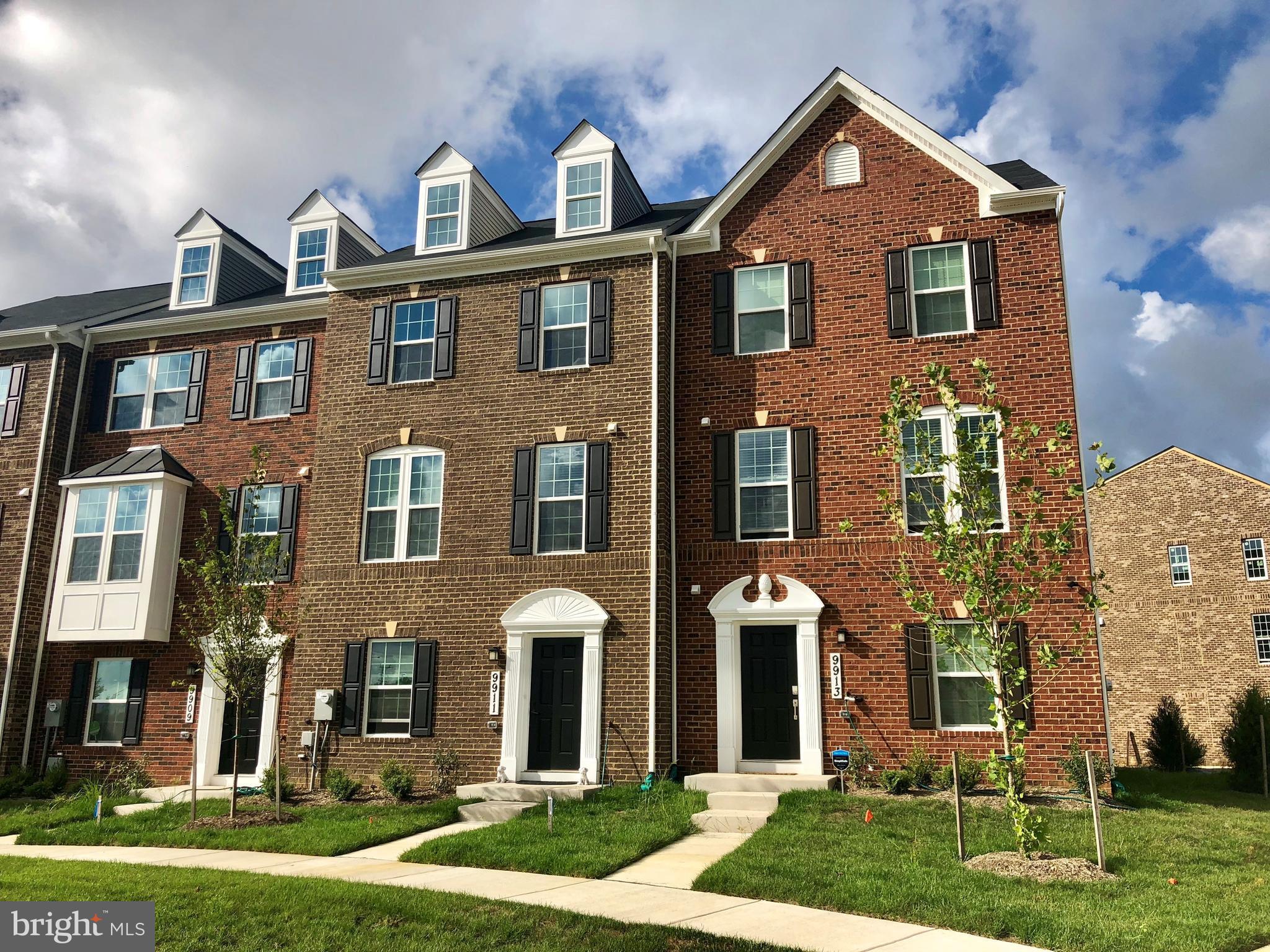 LARGO CRESCENT - Residential