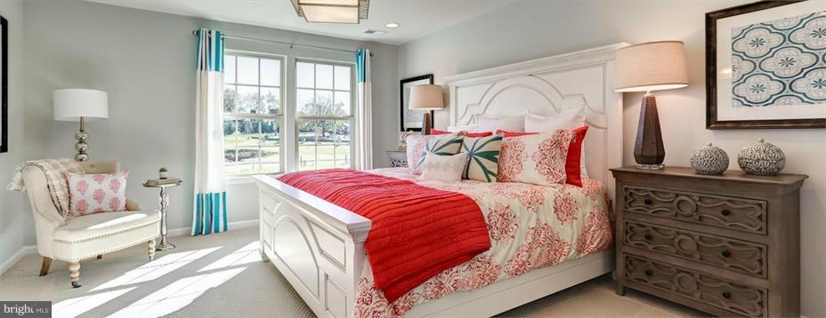 LARGO CRESCENT - Residential