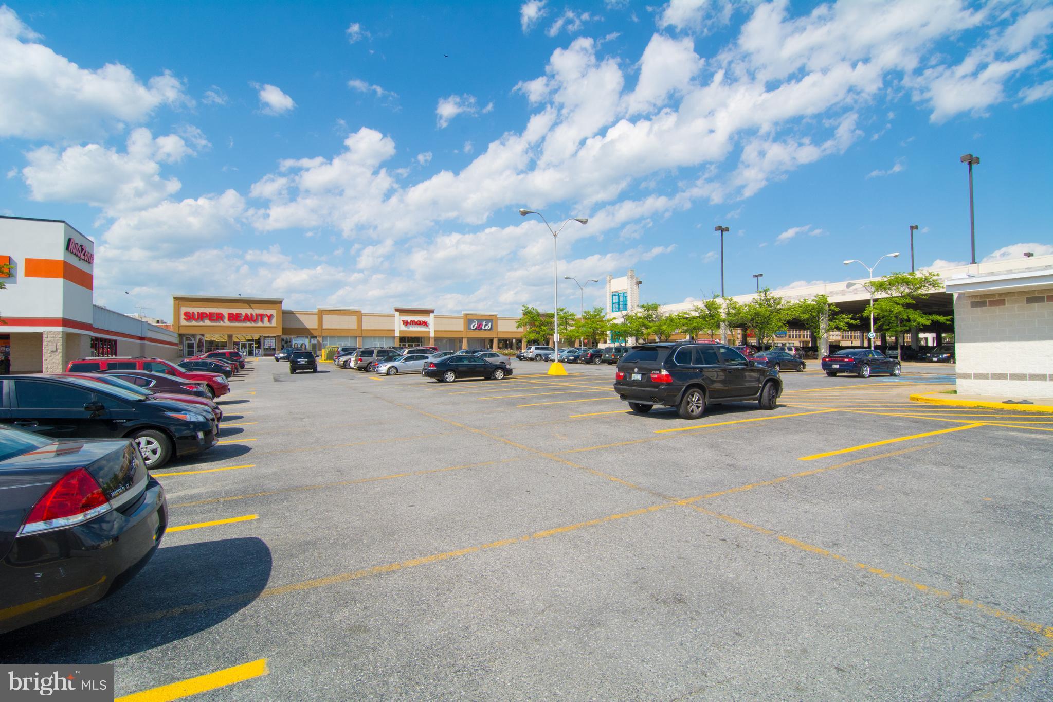 LARGO CRESCENT - Residential