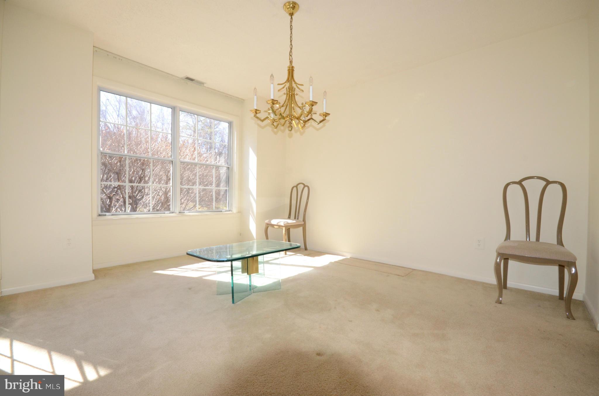 THE FALLS GARDEN - Residential