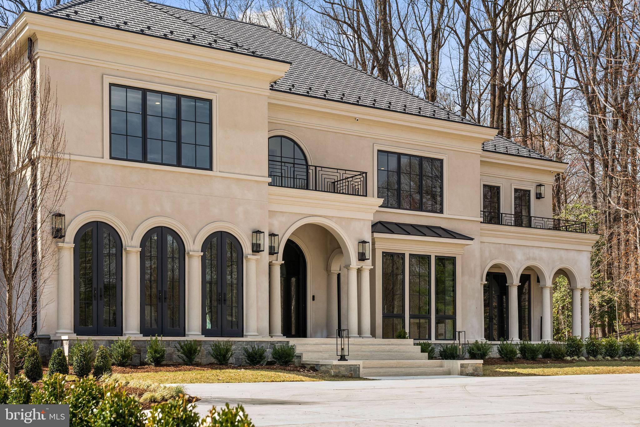 7112 NATELLI WOODS LANE