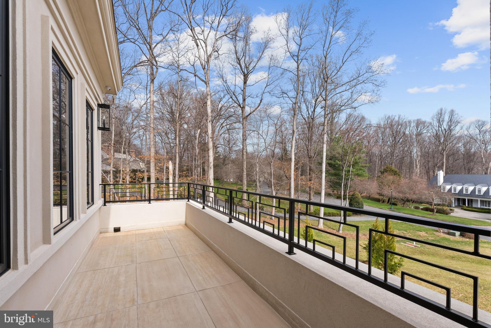 AVENEL - Residential