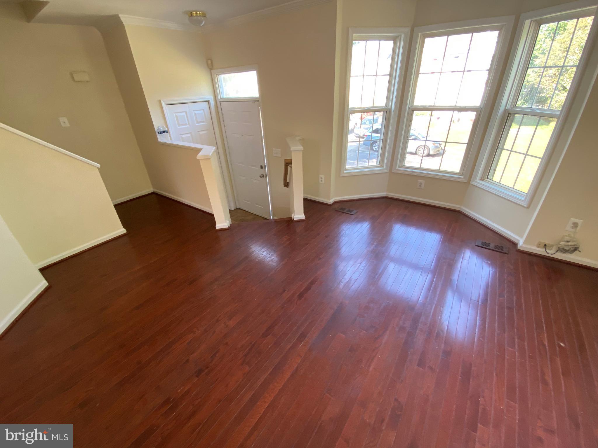 ANNAPOLIS WALK - Residential