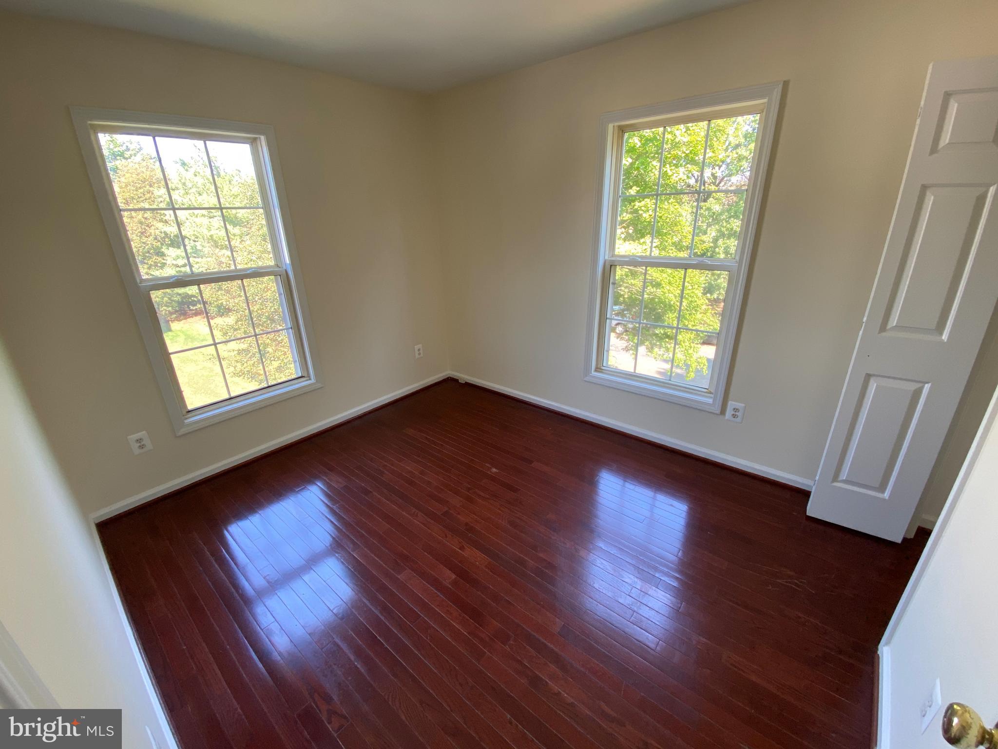 ANNAPOLIS WALK - Residential