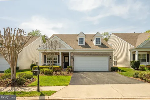 20391 Old Grey Place, Ashburn, VA MLS: VALO2094090