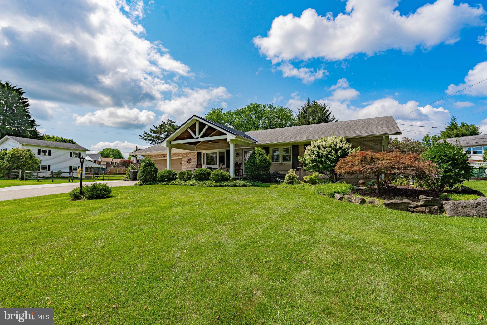 1212 MACUNGIE AVENUE