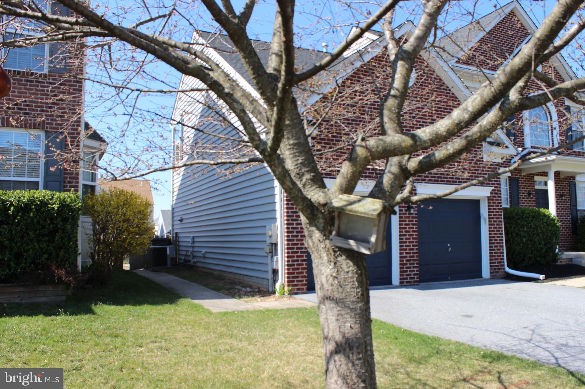 CLOVER RIDGE - Residential