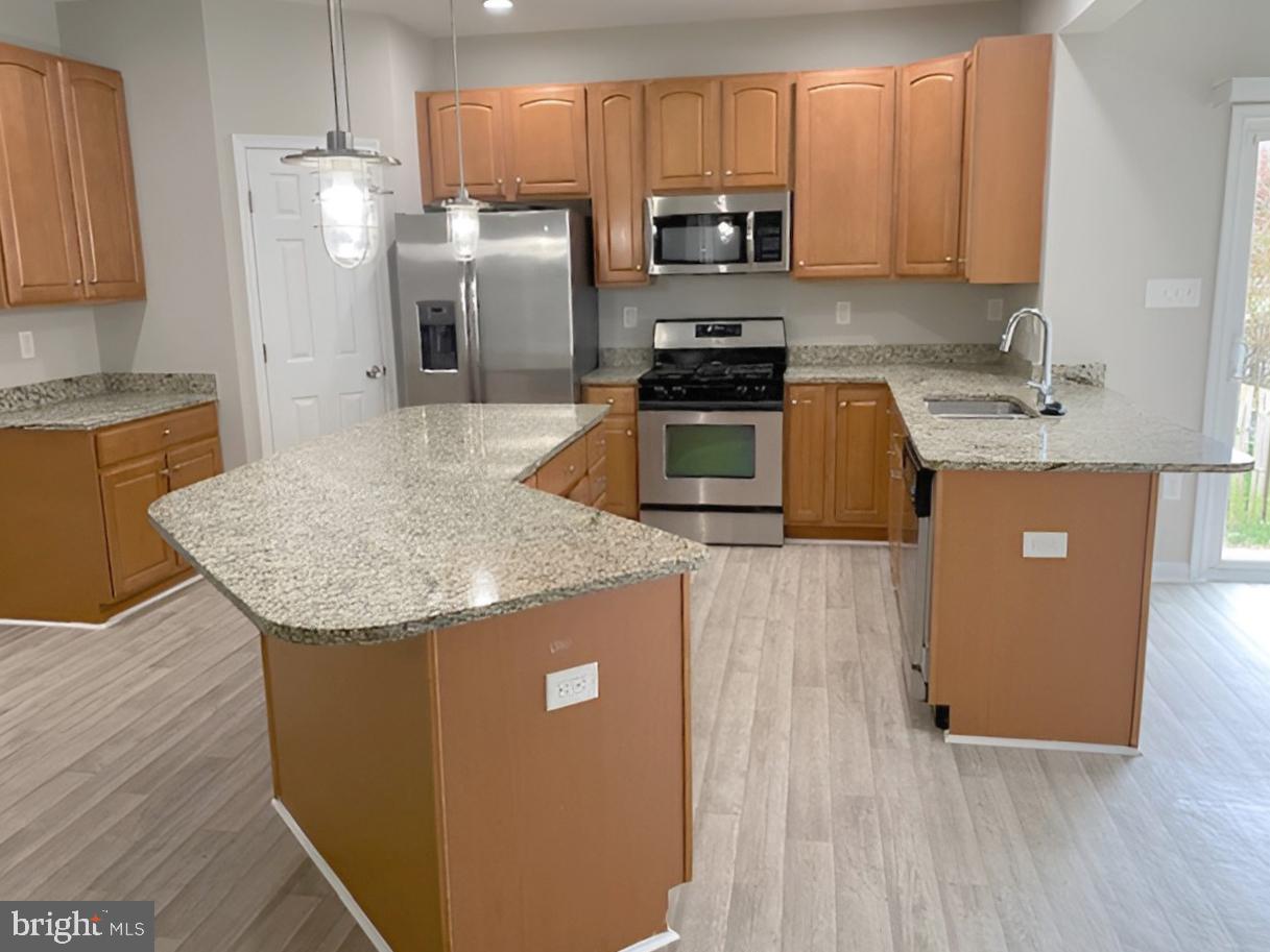 CLOVER RIDGE - Residential