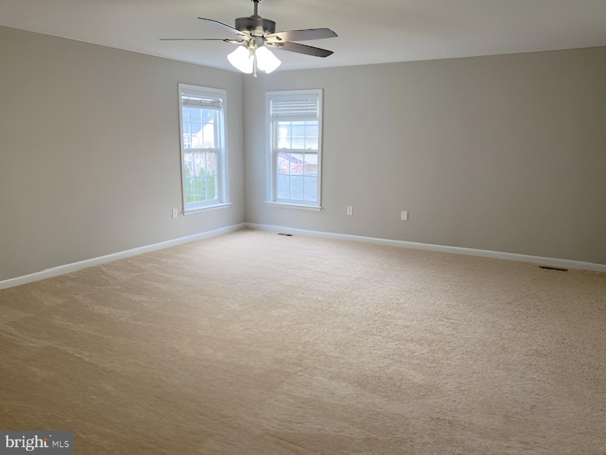 CLOVER RIDGE - Residential