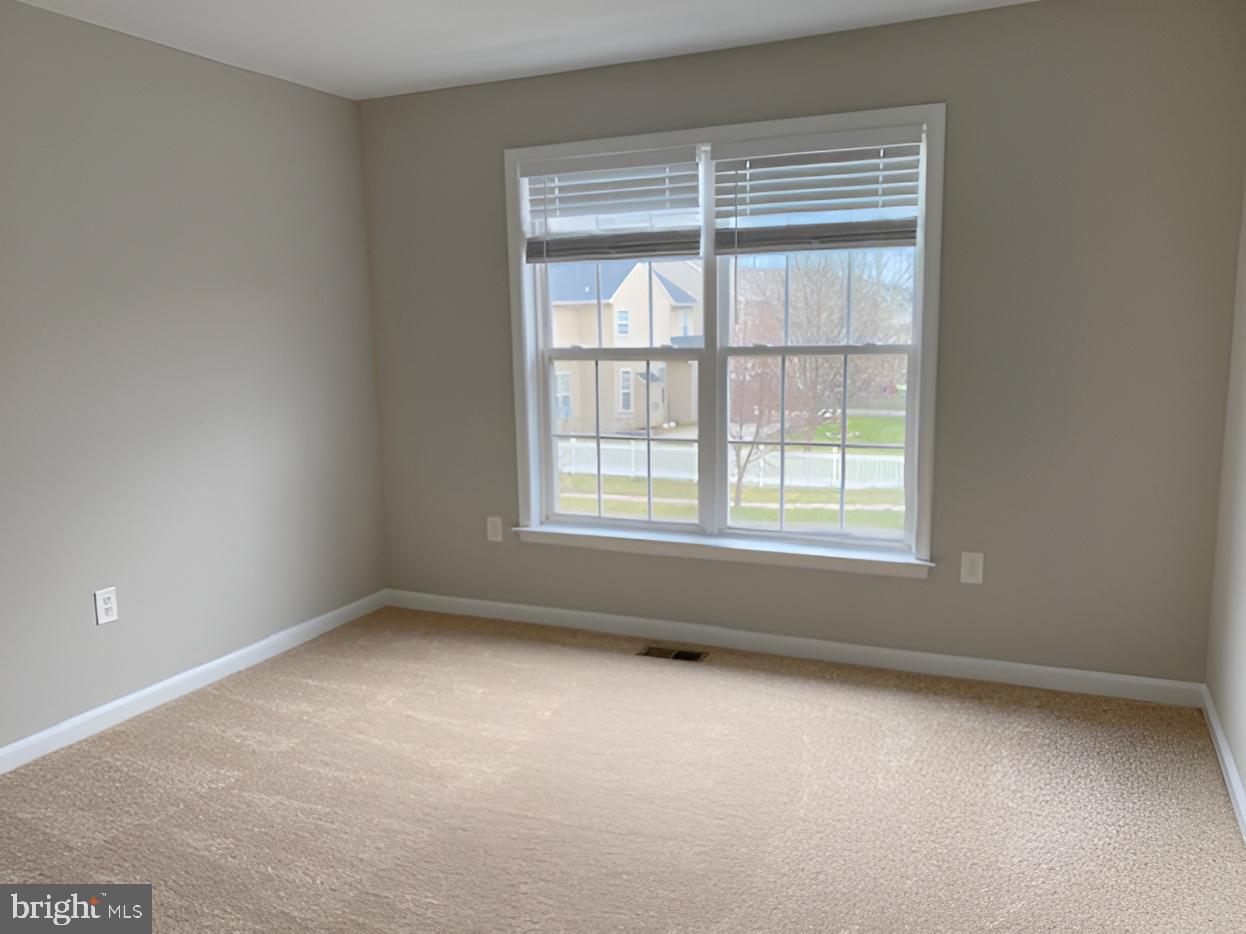 CLOVER RIDGE - Residential