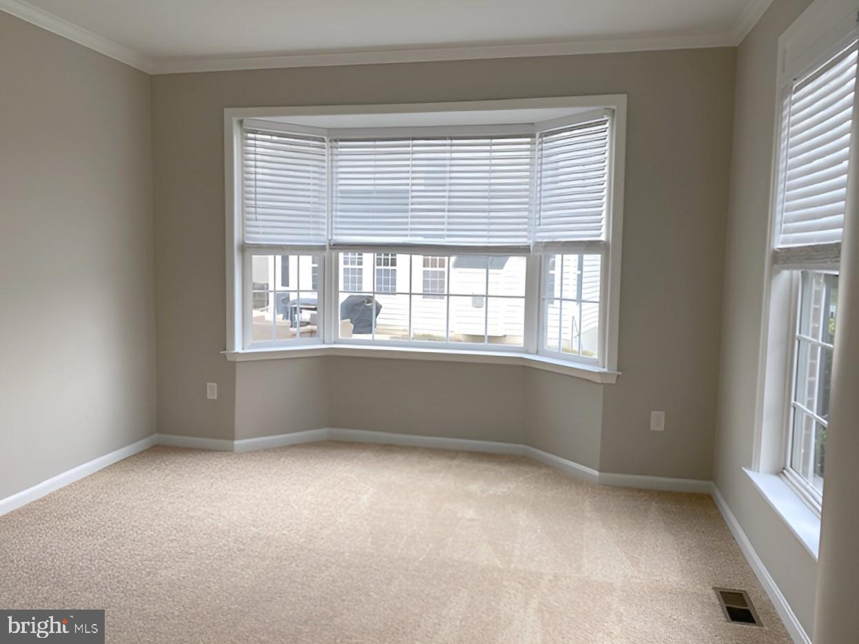 CLOVER RIDGE - Residential