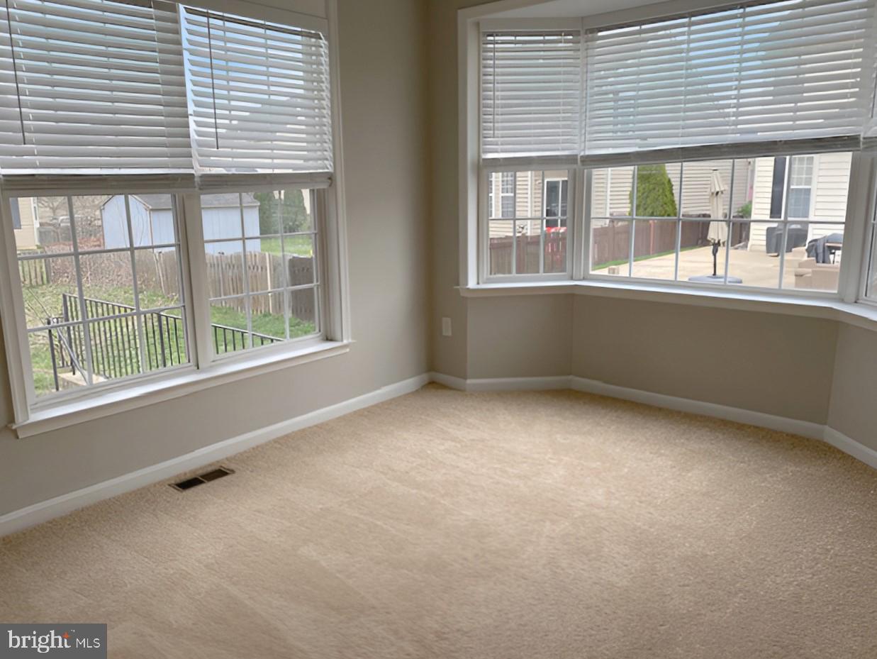 CLOVER RIDGE - Residential