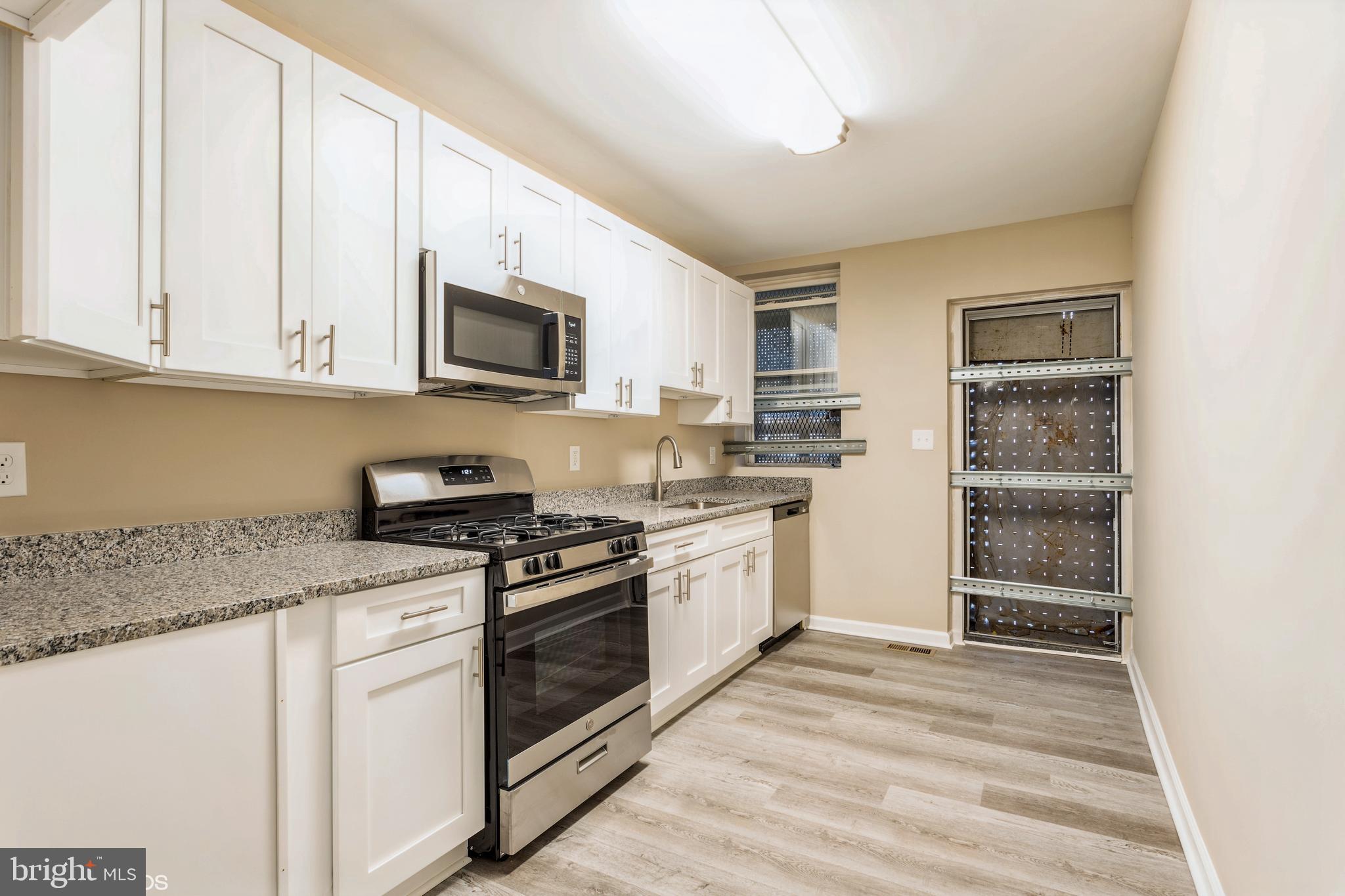MIDTOWN EDMONDSON - Residential