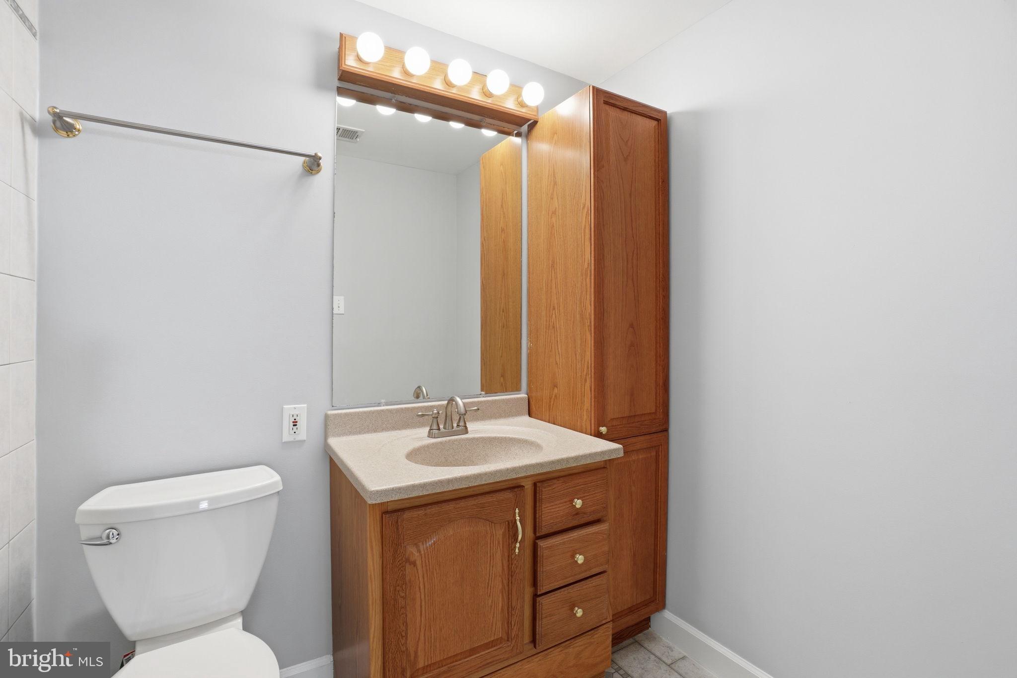 POHICK VILLAGE - Residential