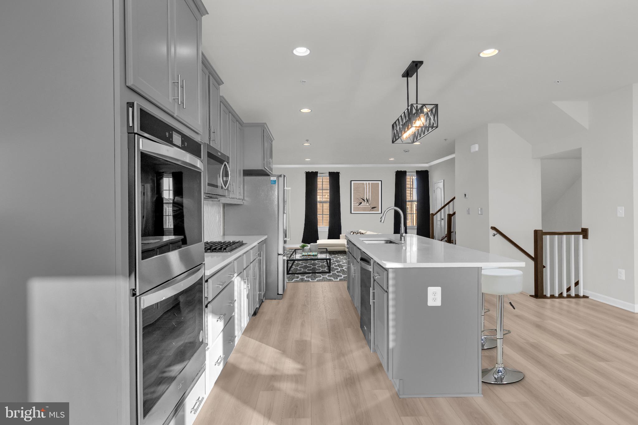 LAUREL OVERLOOK - Residential