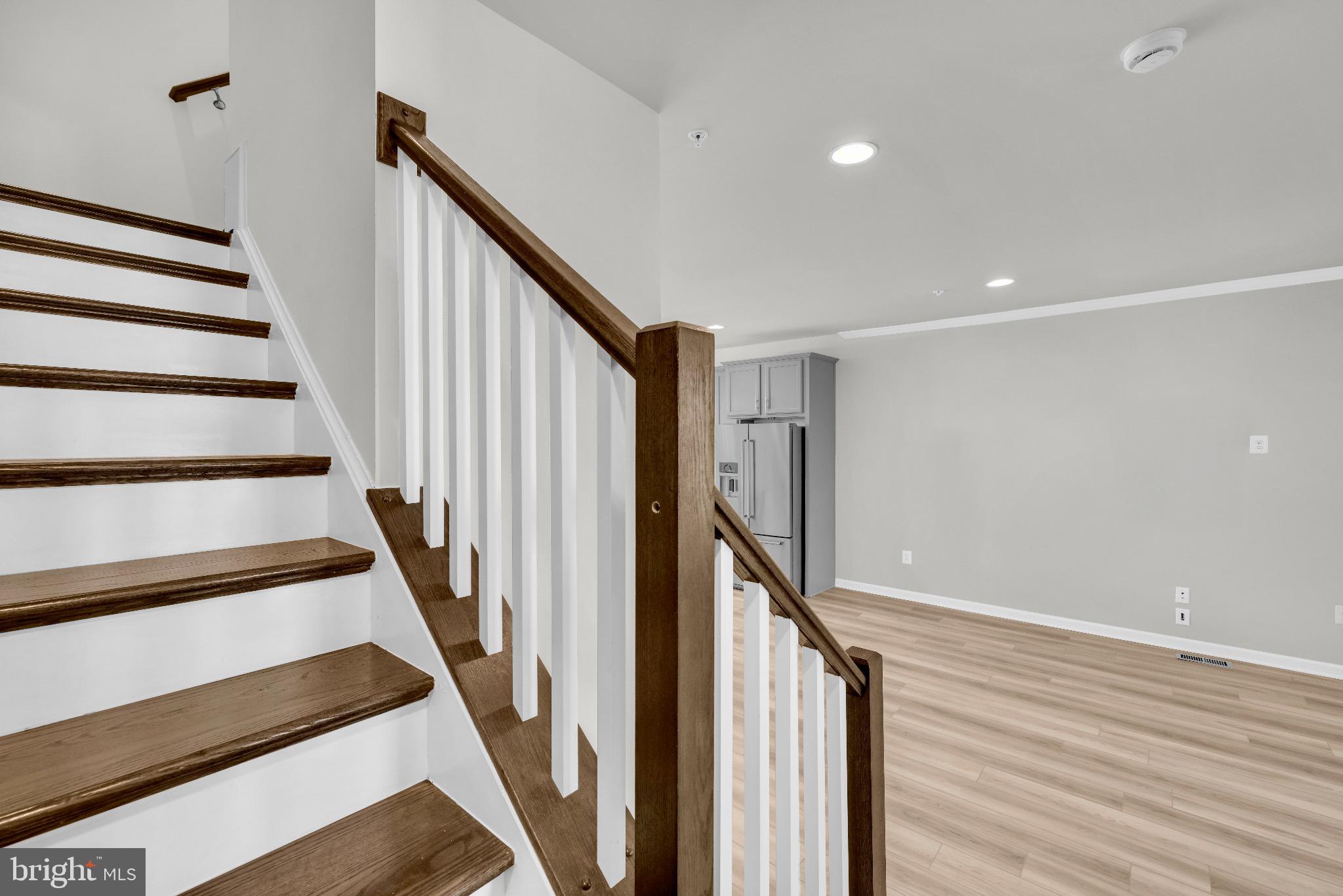 LAUREL OVERLOOK - Residential