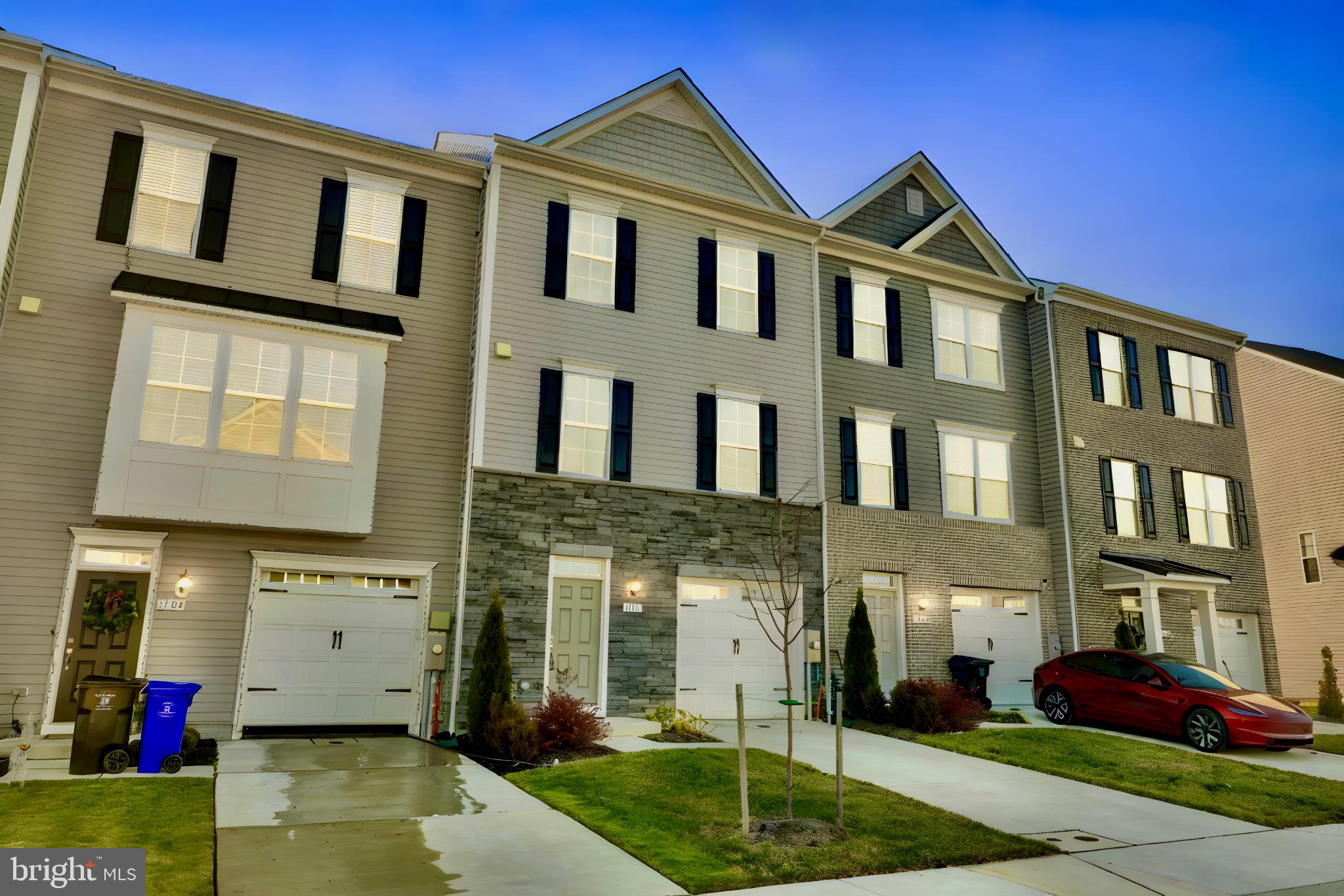 LAUREL OVERLOOK - Residential