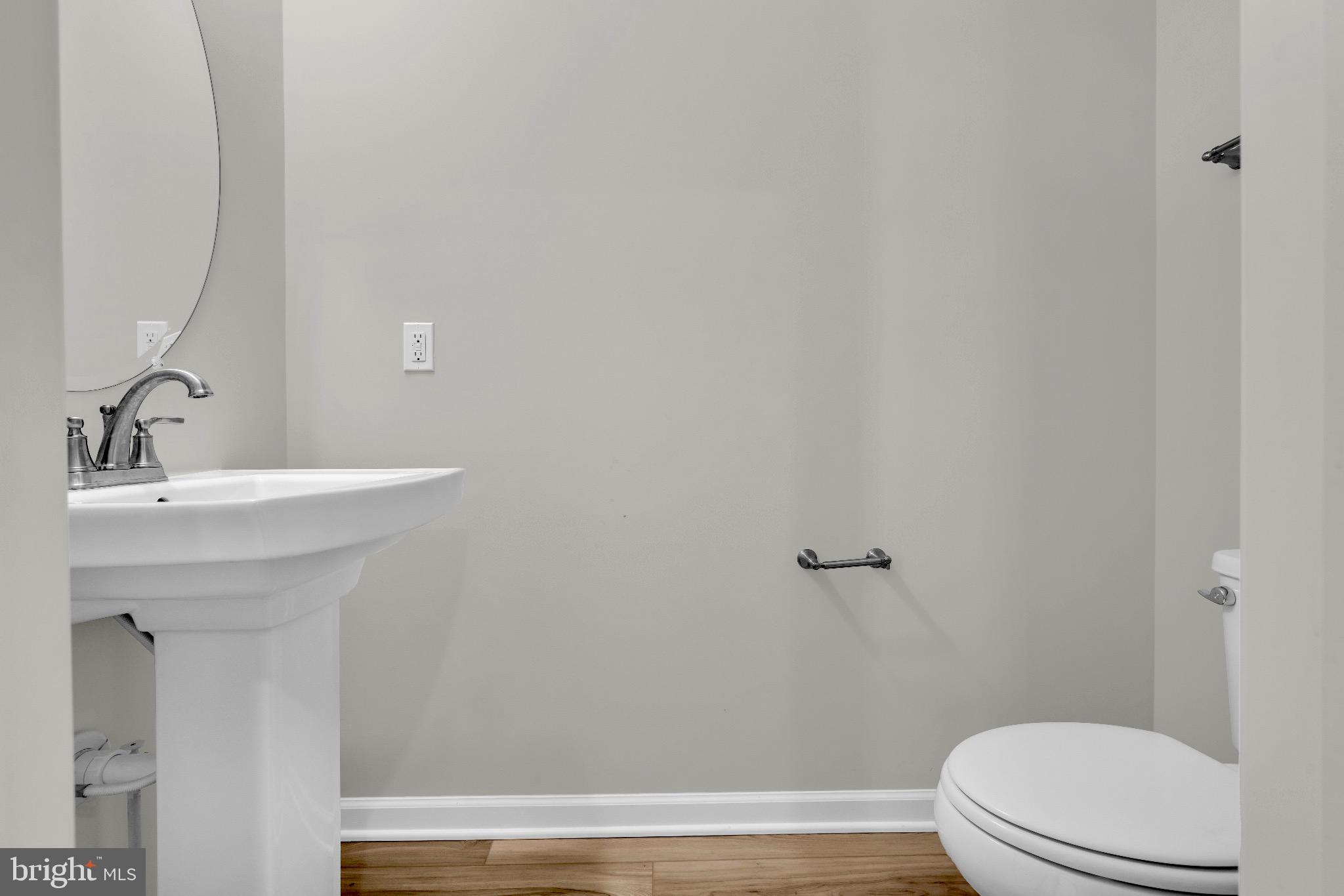 LAUREL OVERLOOK - Residential