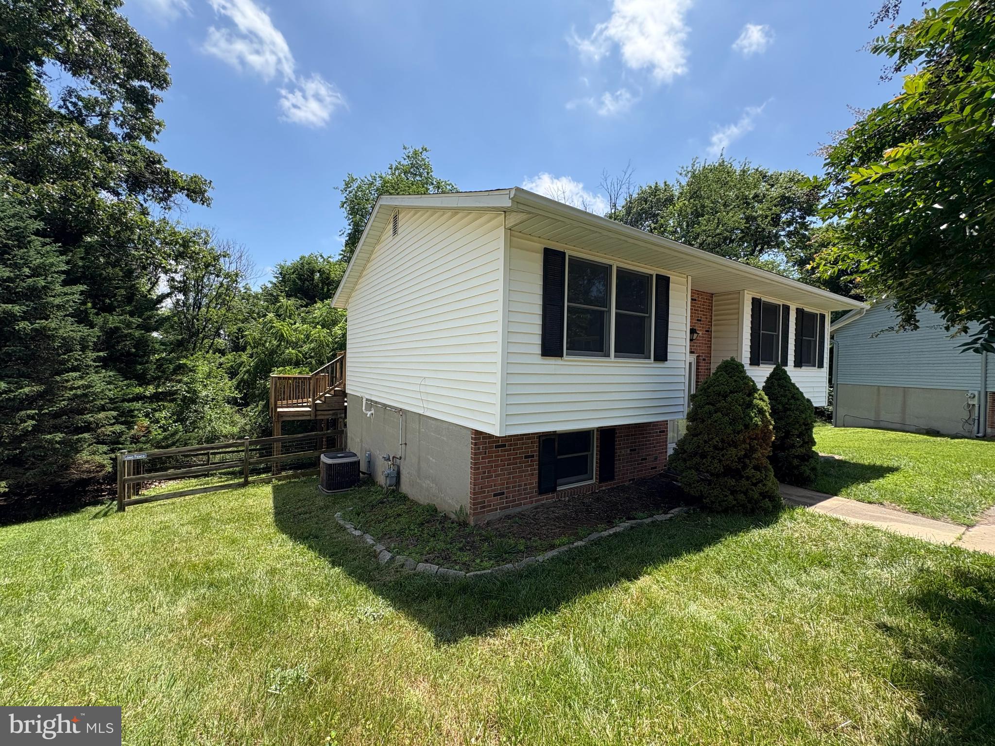 16 CARISSA COURT