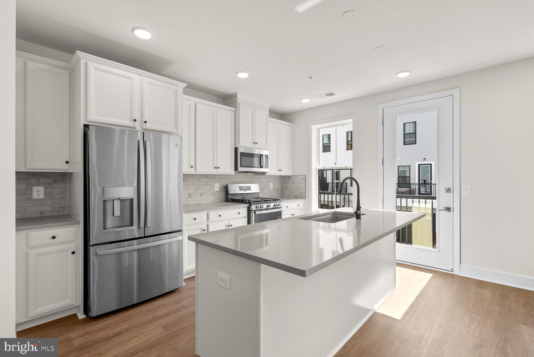 DEMOTT & SILVER - Residential