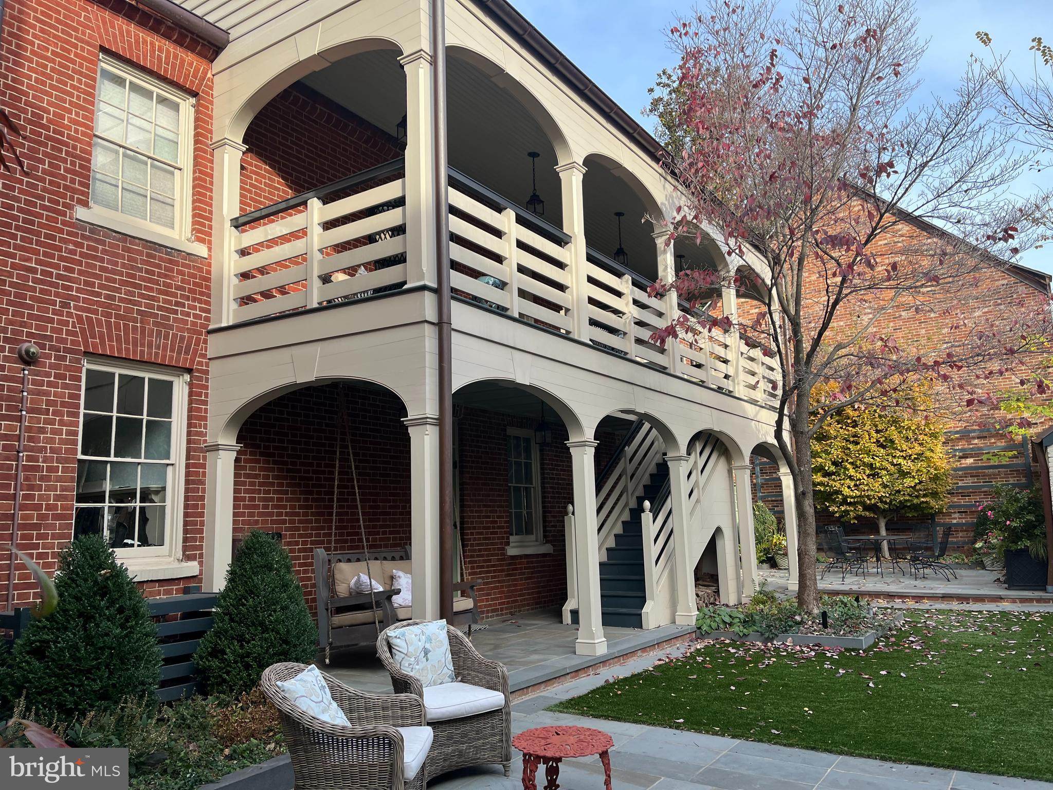 OLD TOWN ALEXANDRIA - Residential Lease