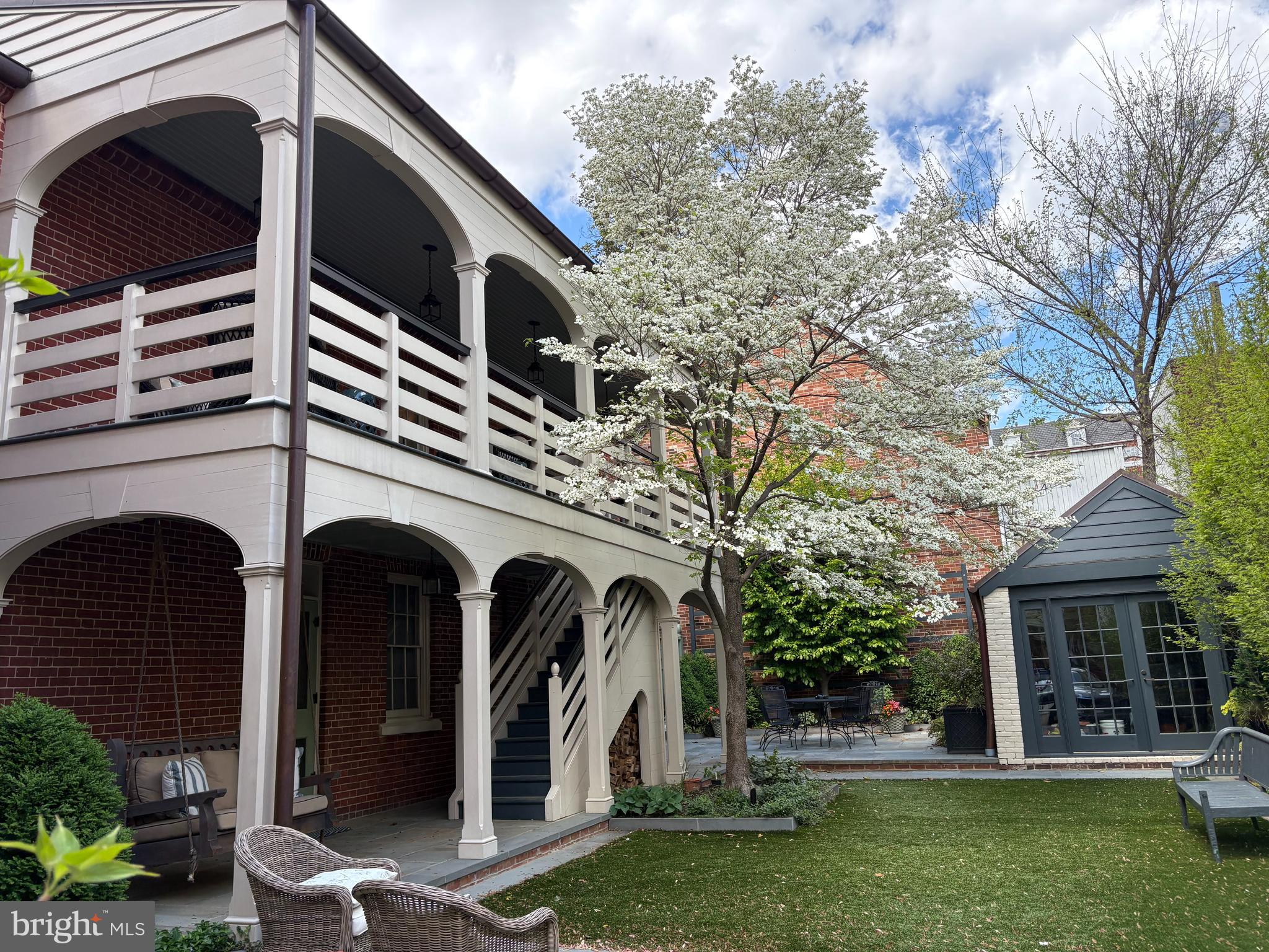 OLD TOWN ALEXANDRIA - Residential Lease