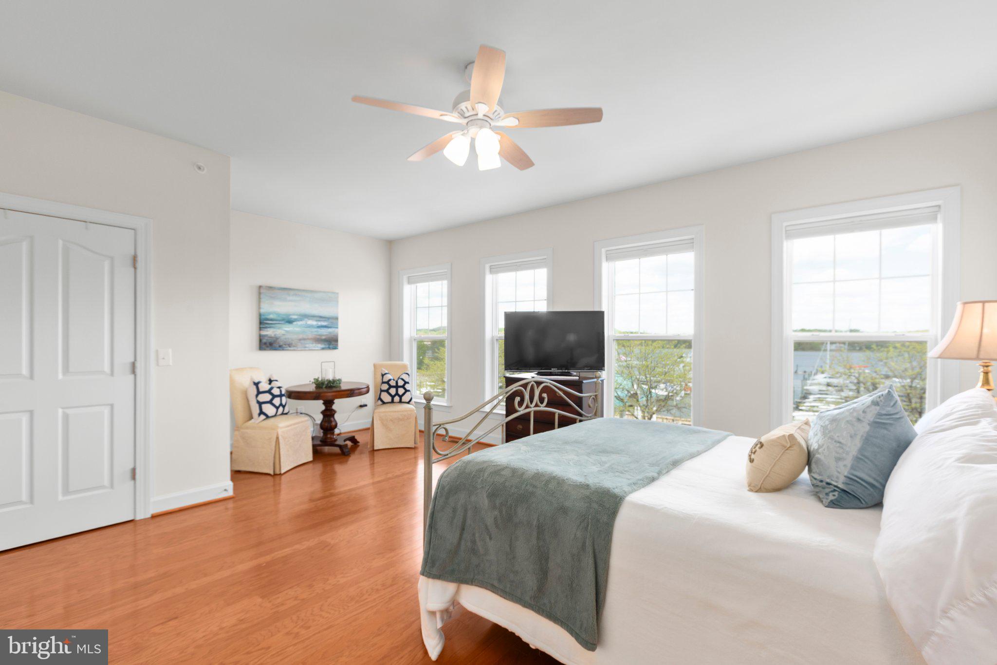 MARINA LANDING CONDOMINI - Residential