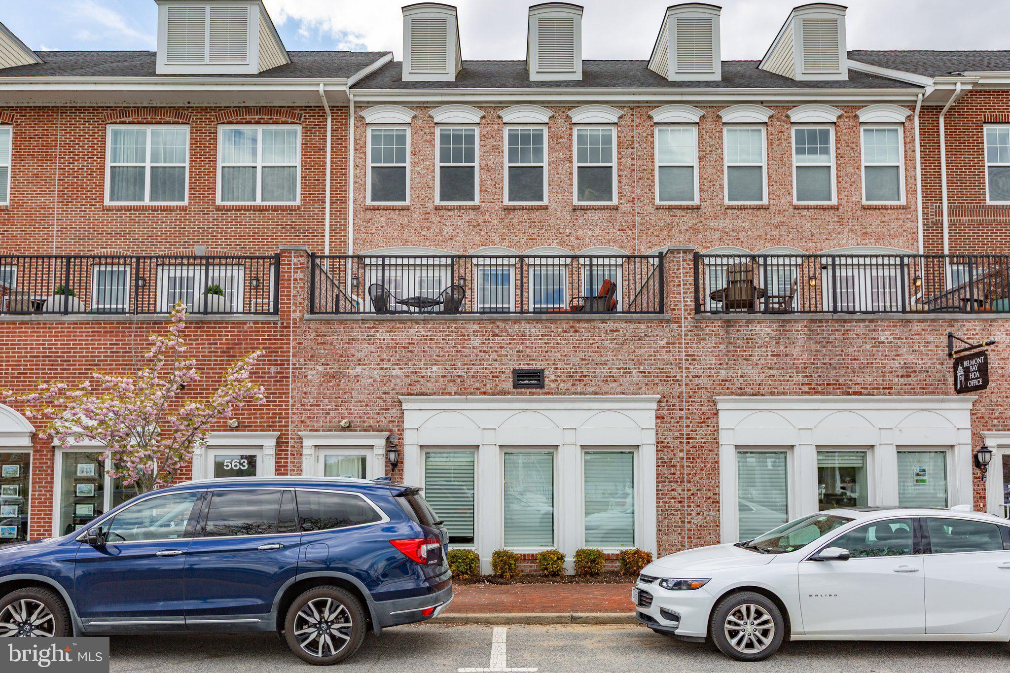 MARINA LANDING CONDOMINI - Residential