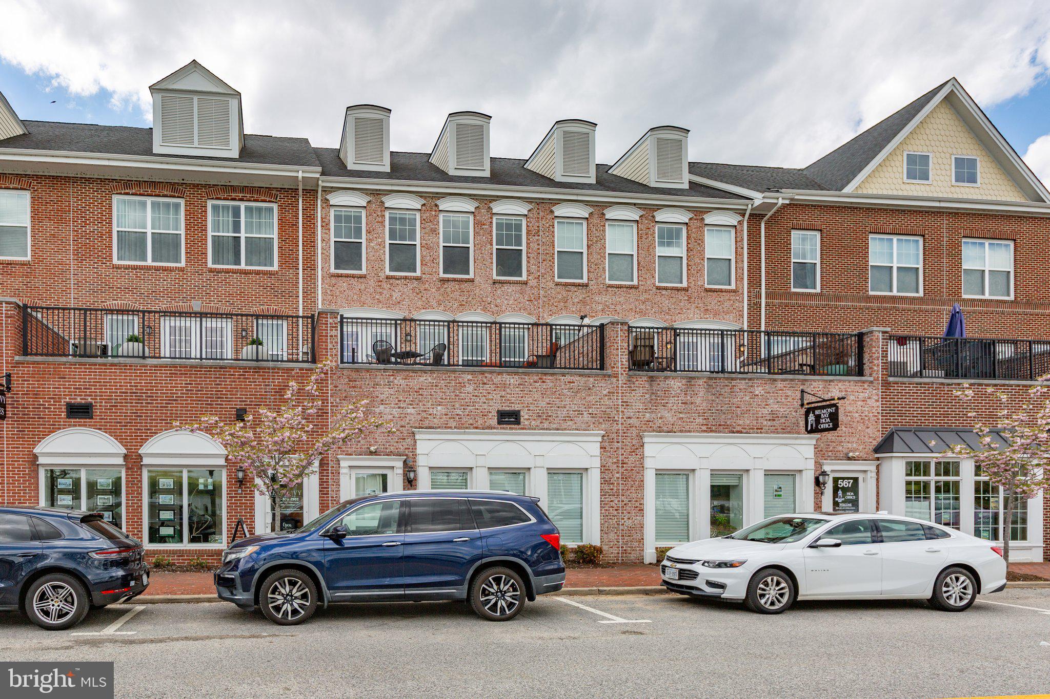 MARINA LANDING CONDOMINI - Residential